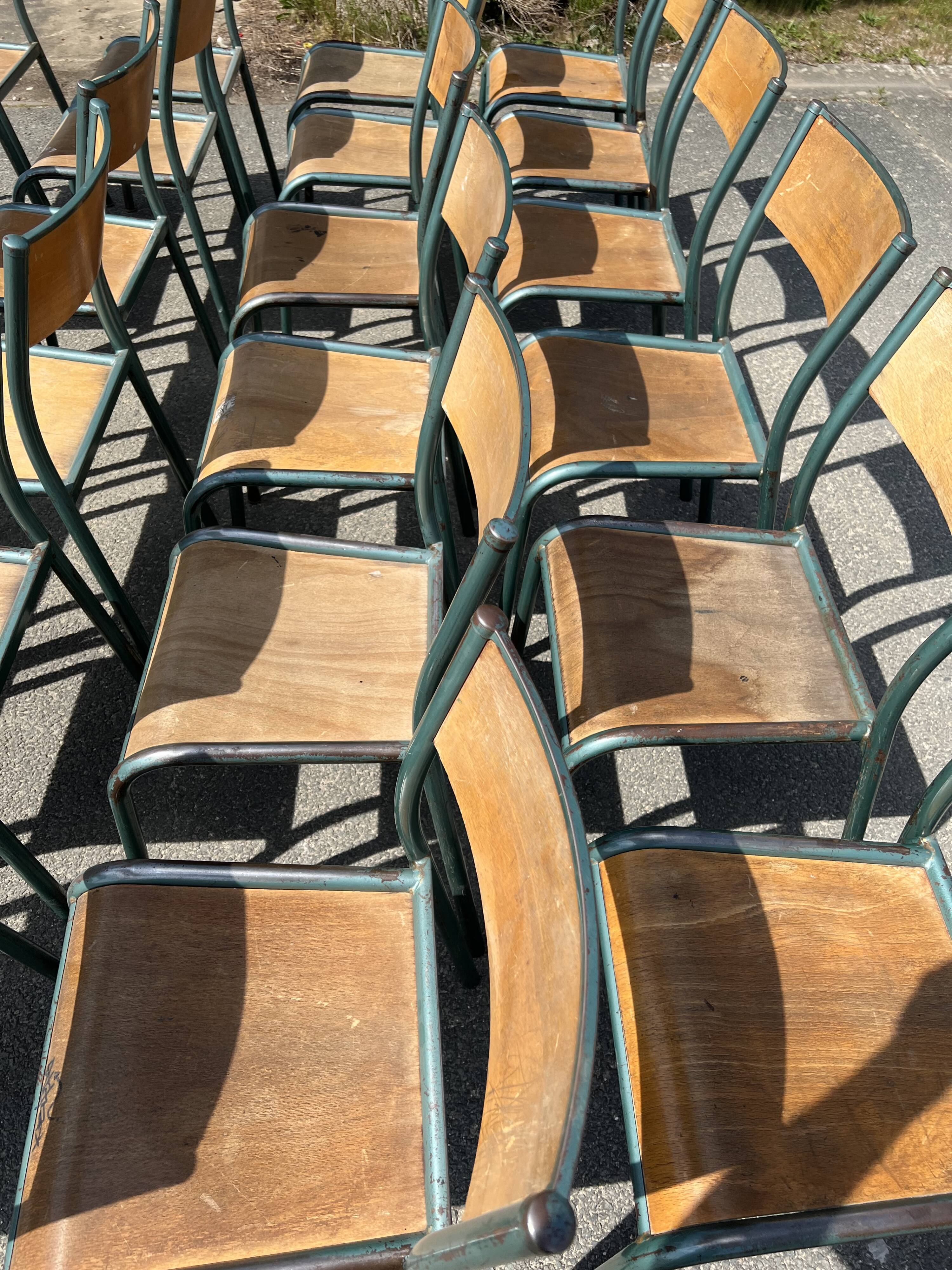 Set of 25 old Mullca school chairs model 510.