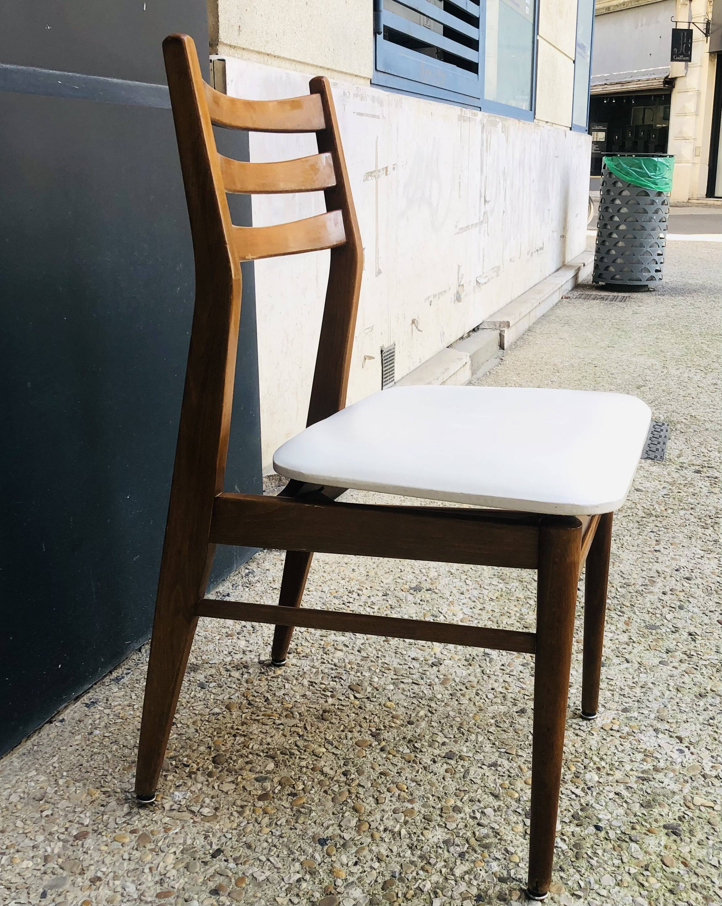 5 Scandinavian design chairs