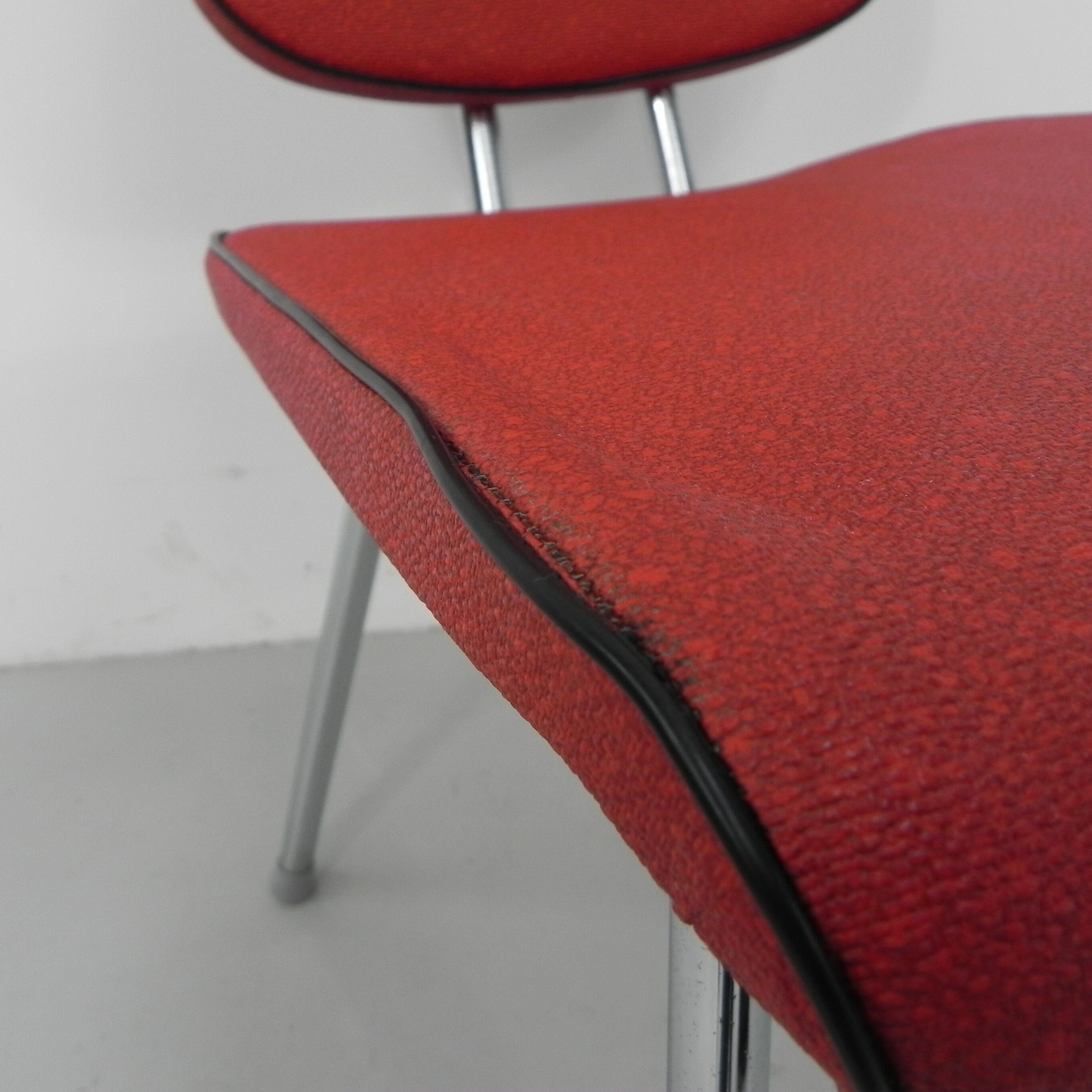 Set of 5 vintage dining table chairs, dinner style