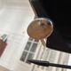 Chaise de bureau Eames Vitra EA118 en cuir