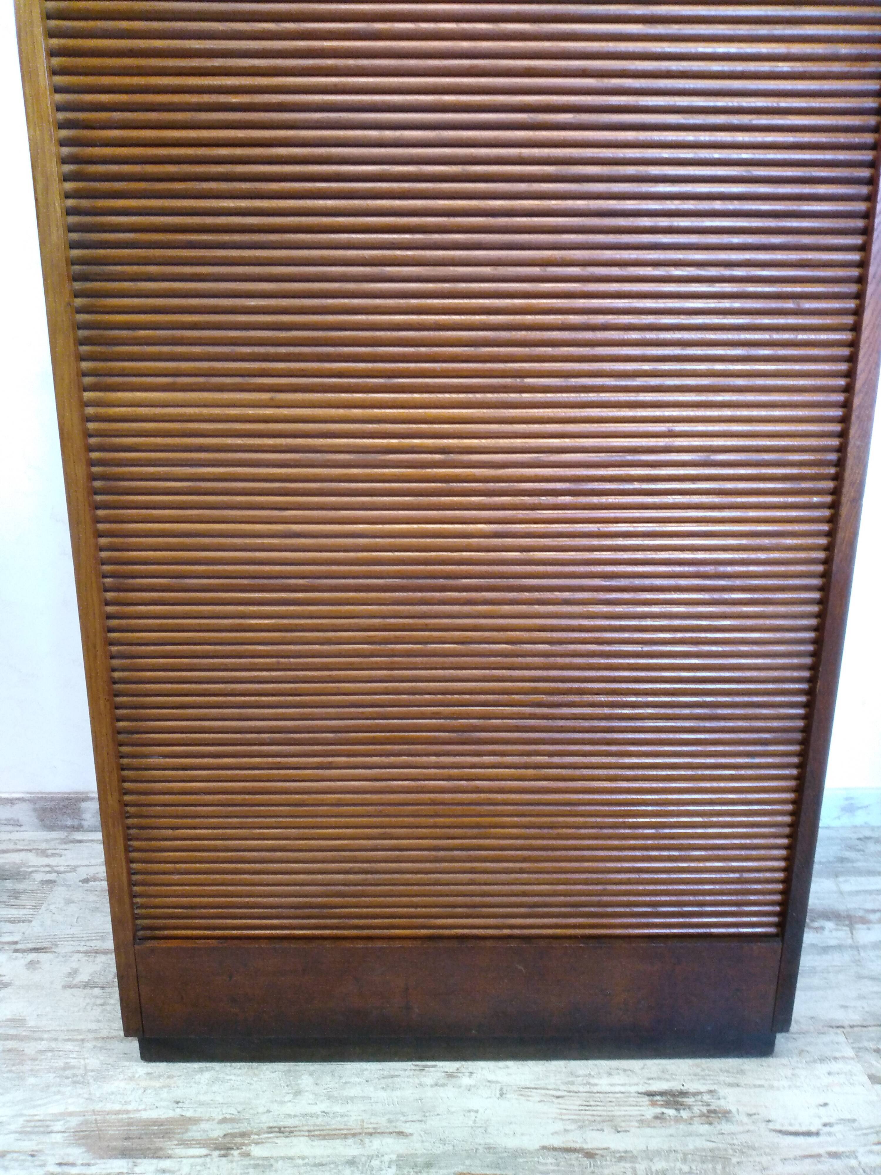 Old curtain binder