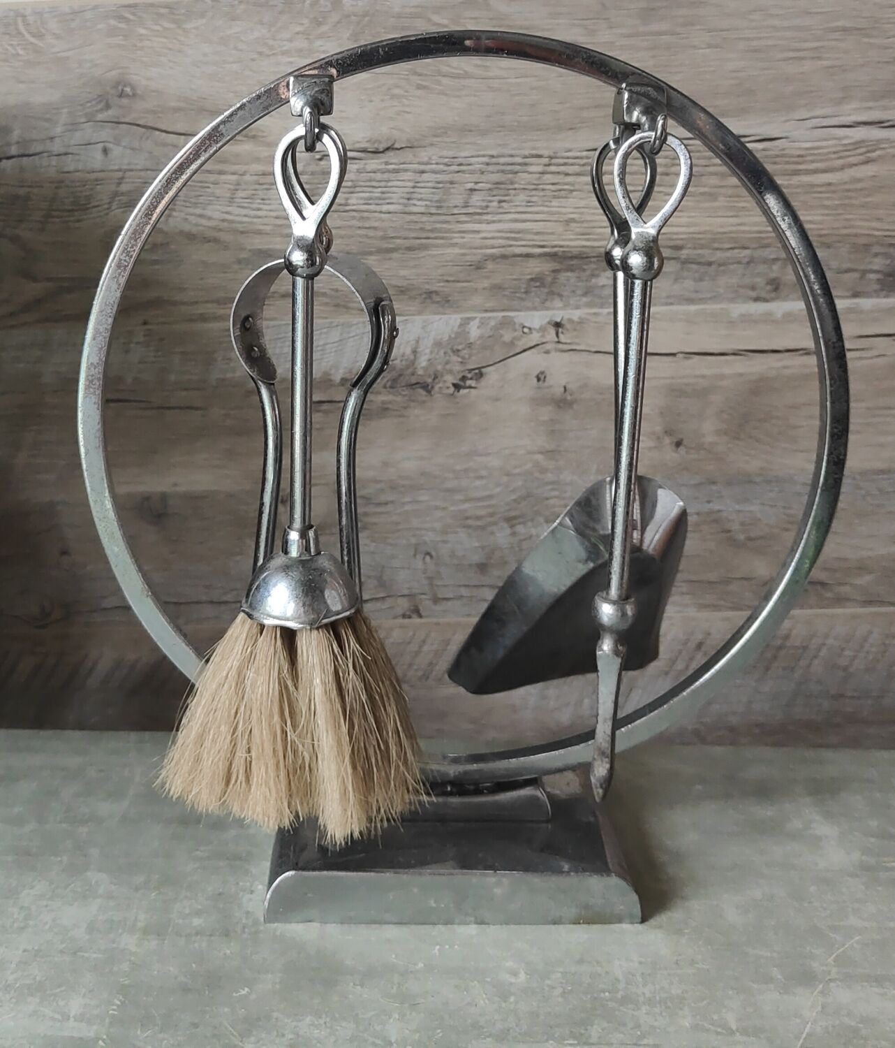 Vintage fireplace table servant