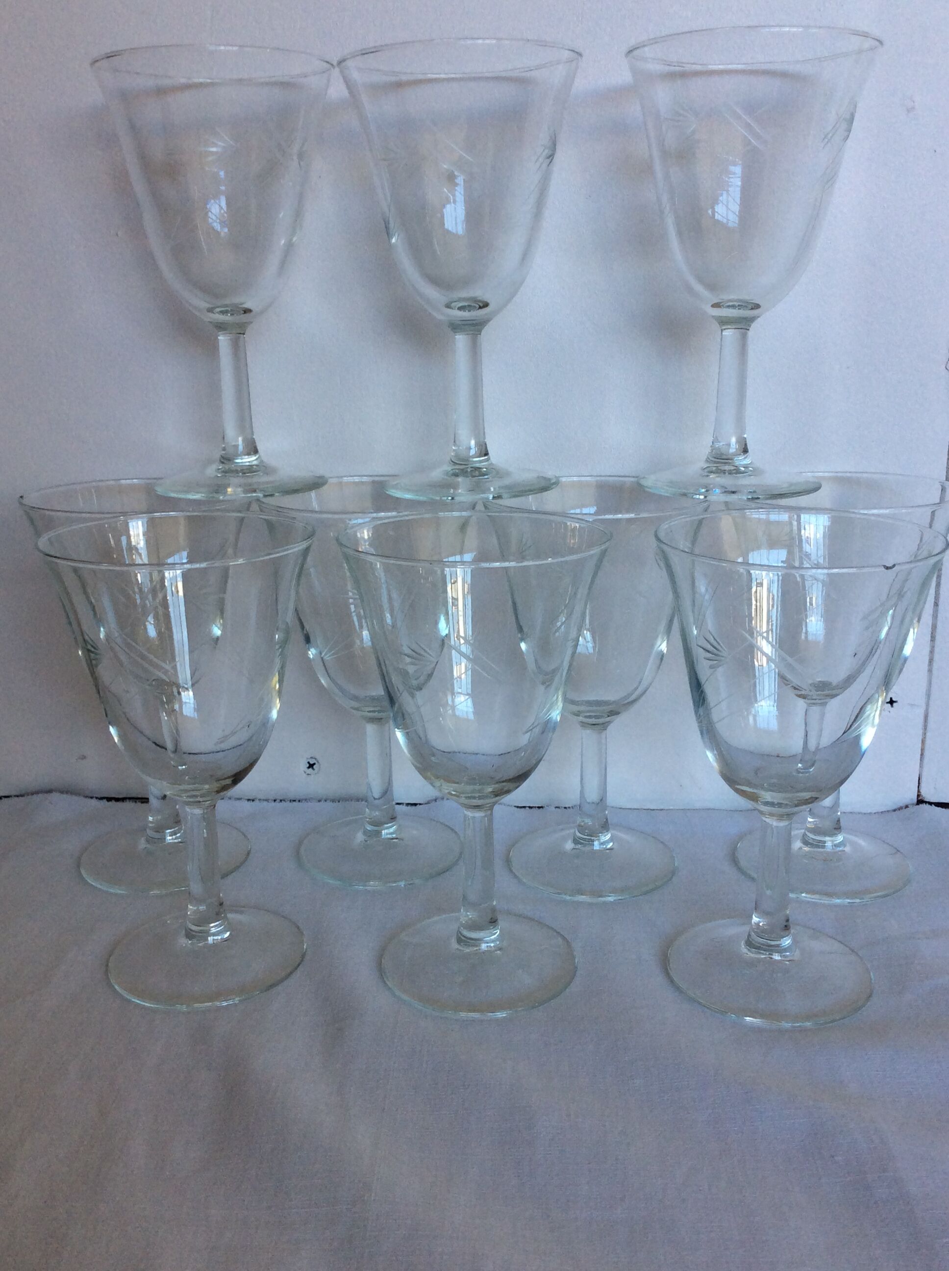 10 engraved foot glasses