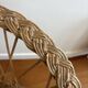 Chaise corbeille en rotin tressé