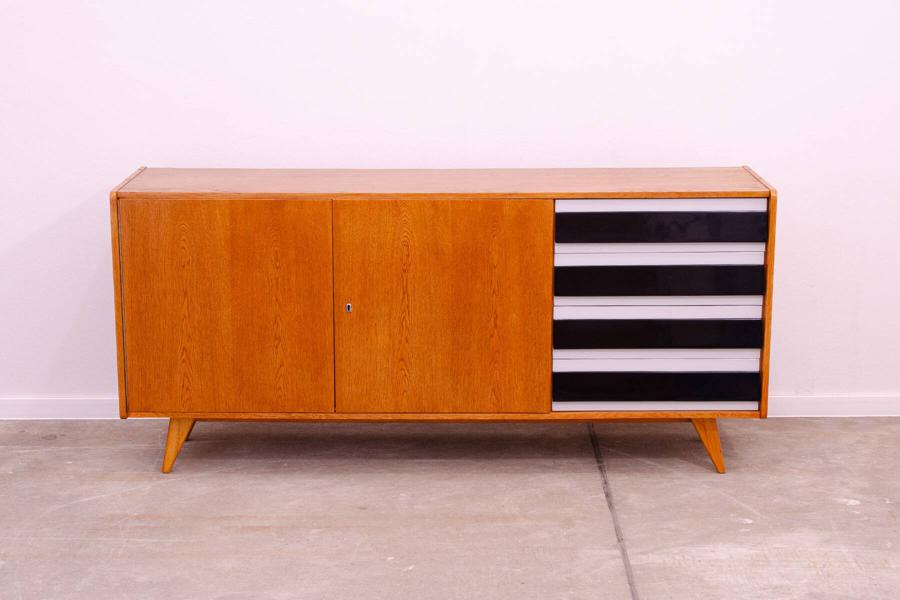 Enfilade vintage U-460 par Jiří Jiroutek pour Interiér Praha, Tchécoslovaquie