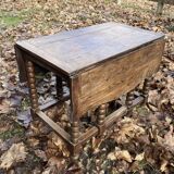 Turned wood drop leaf table
