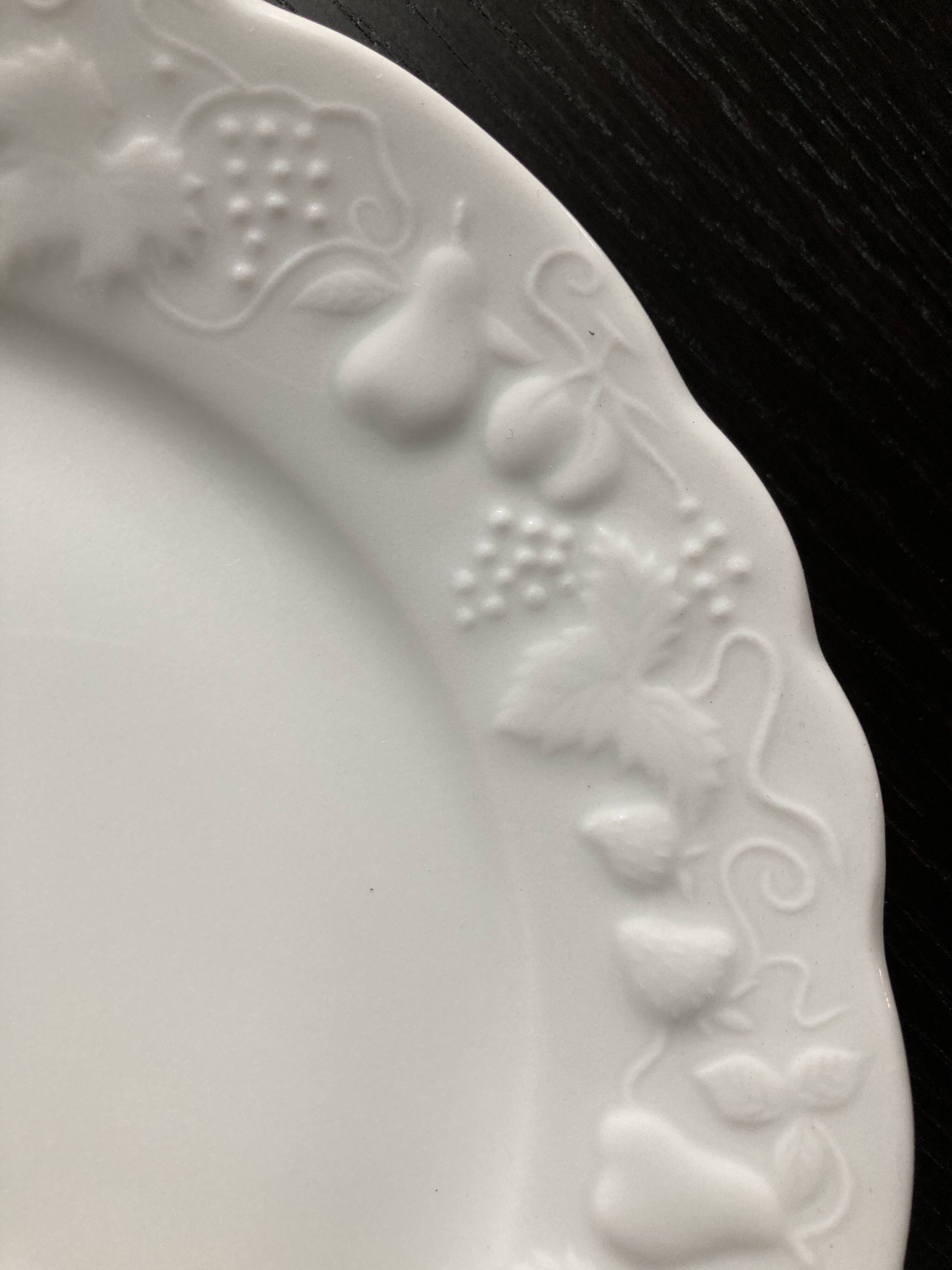 12 White Limoges porcelain dessert plates - Philippe Deshoulieres