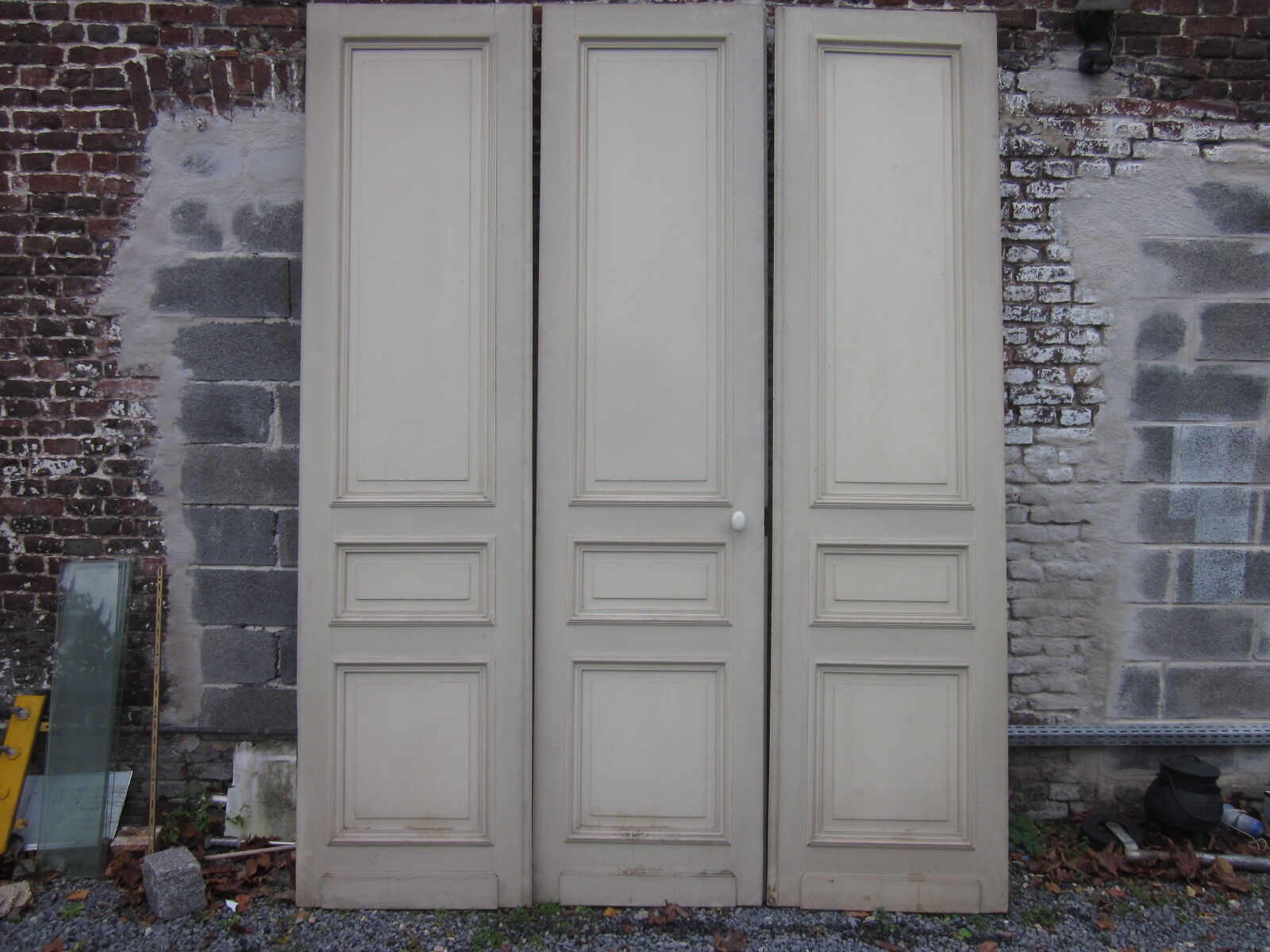 3 old separation doors