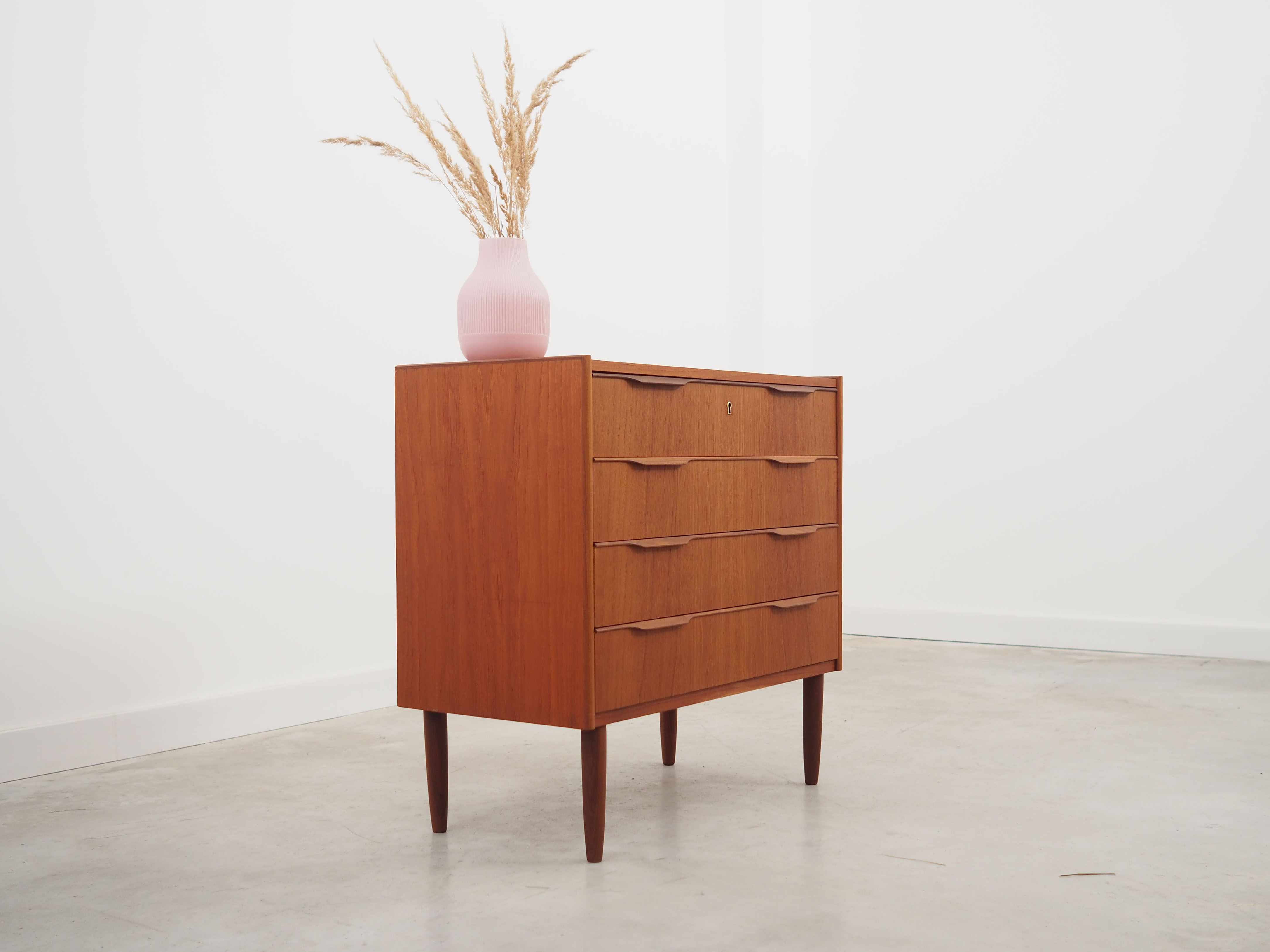 Teak chest of drawers, Danish design, 1970s, made in Denmark