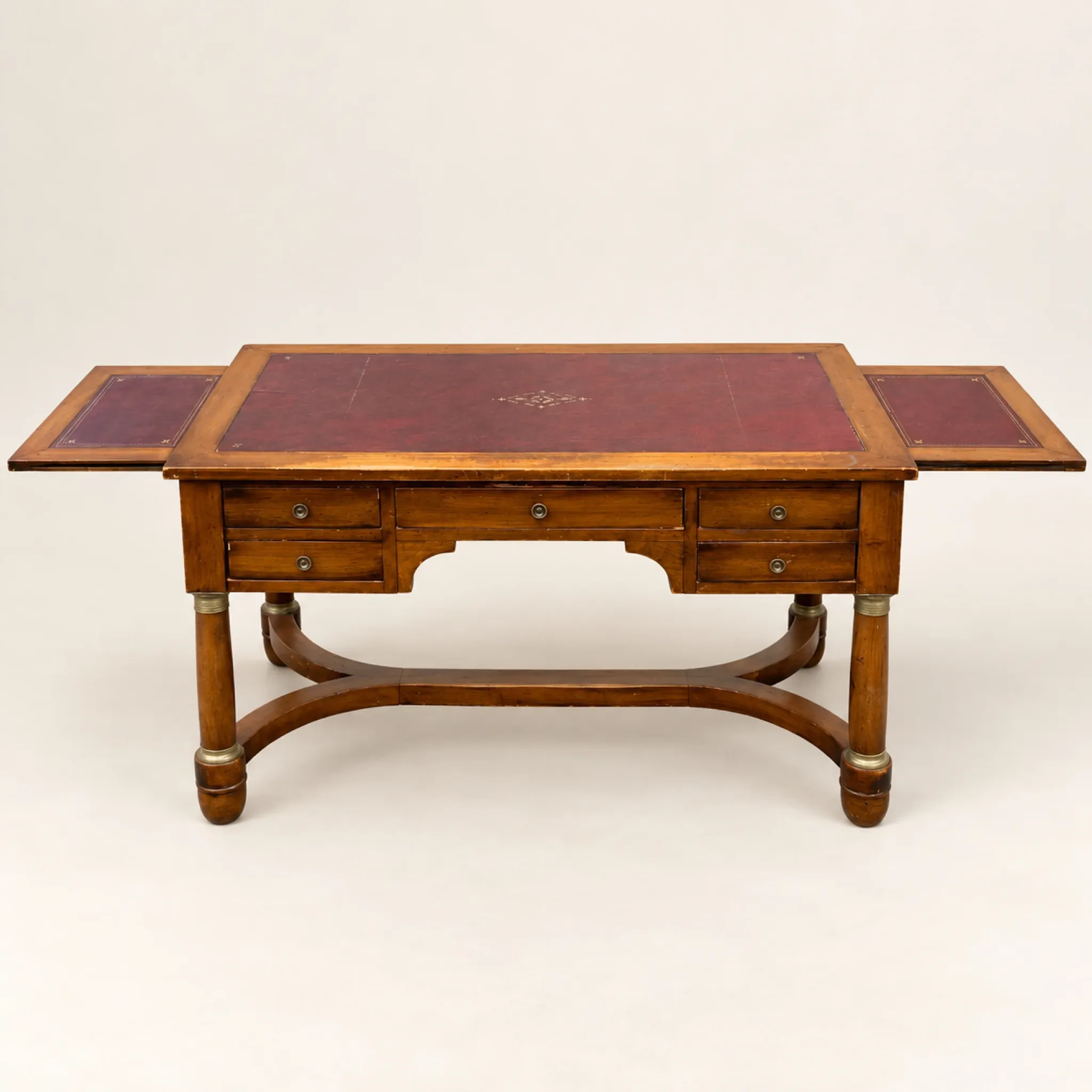 French bureau from the 19th century, Empire style in mahogany, leather with extensions.