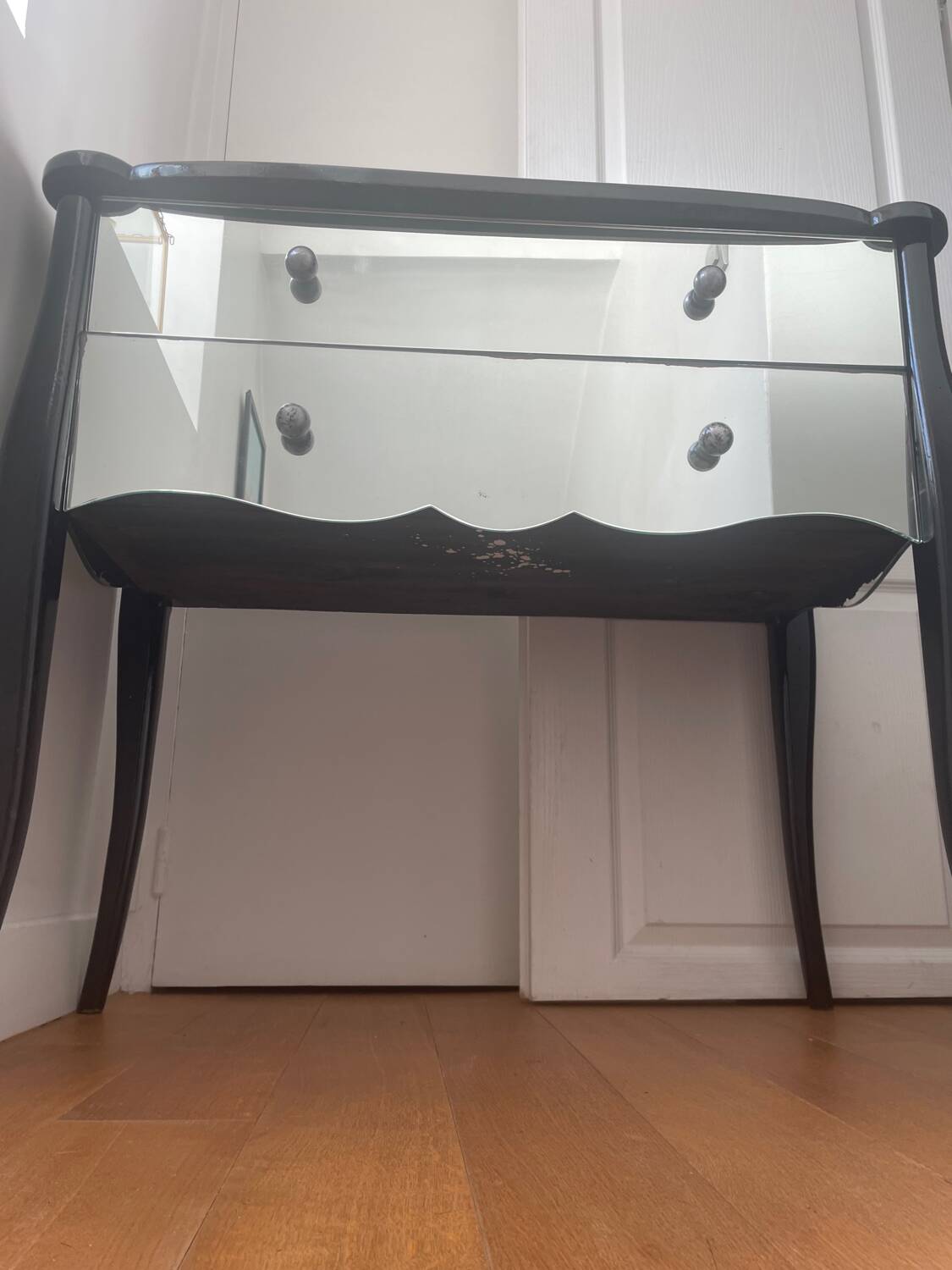 Mirror console