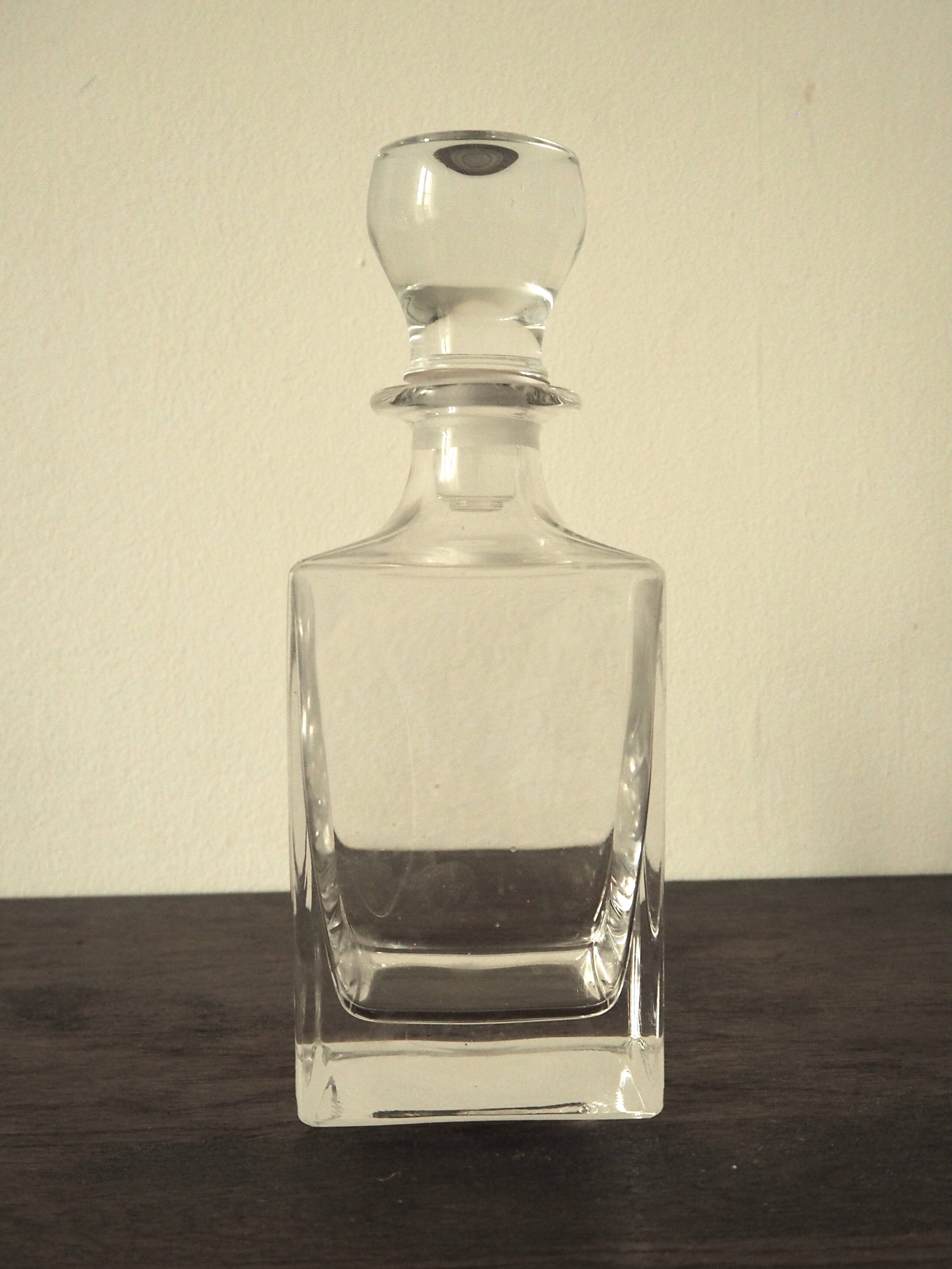 Carafe à whisky en verre lisse