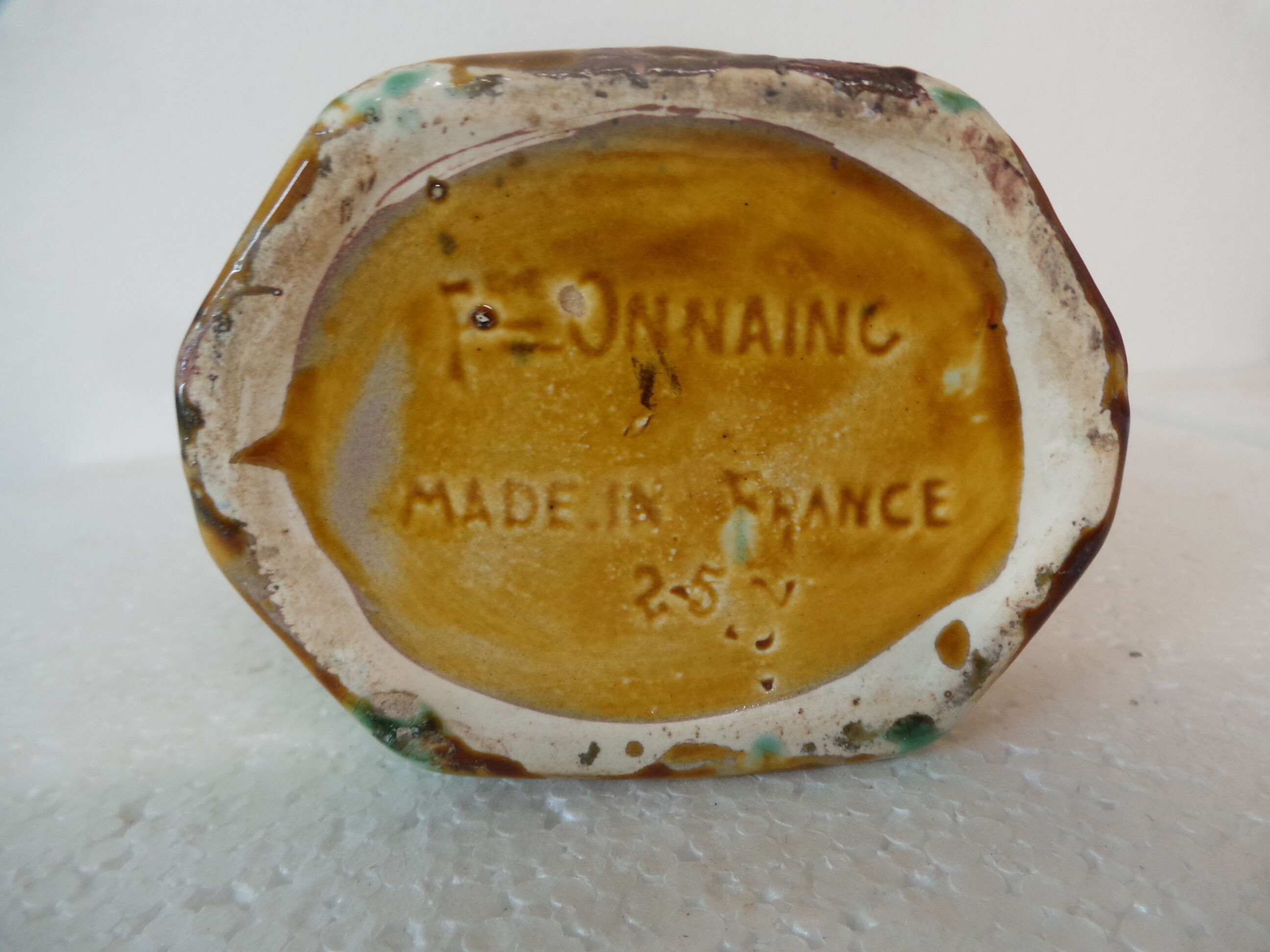 Pitcher dabbling with floral decoration onnaing France
