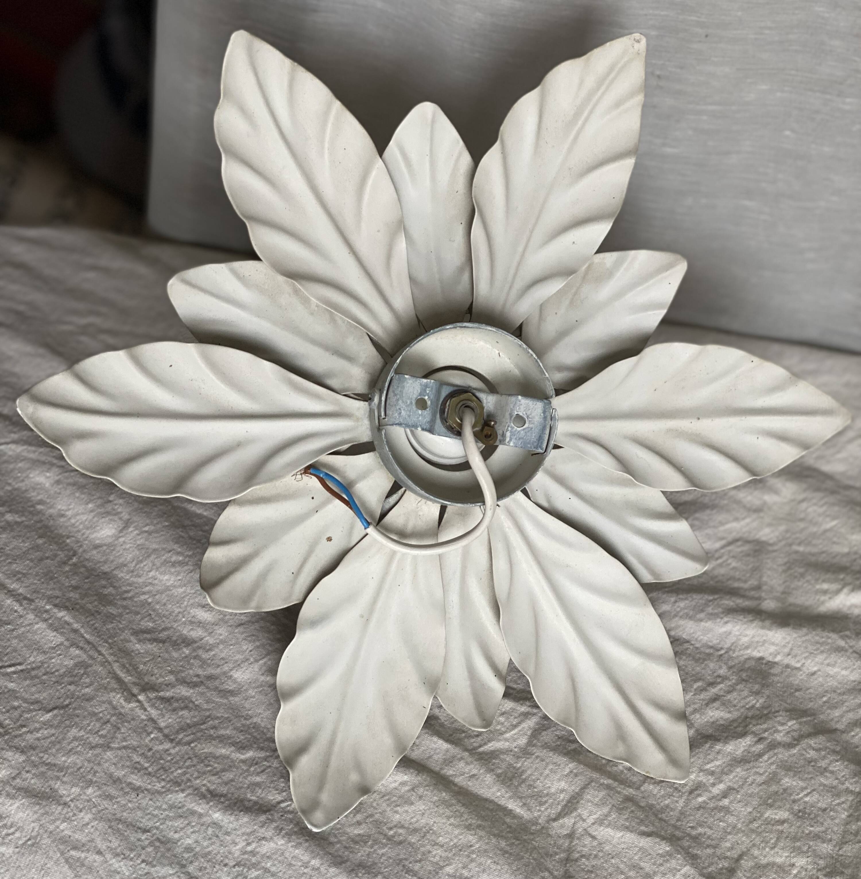 Vintage 1980 patinated metal flower wall light