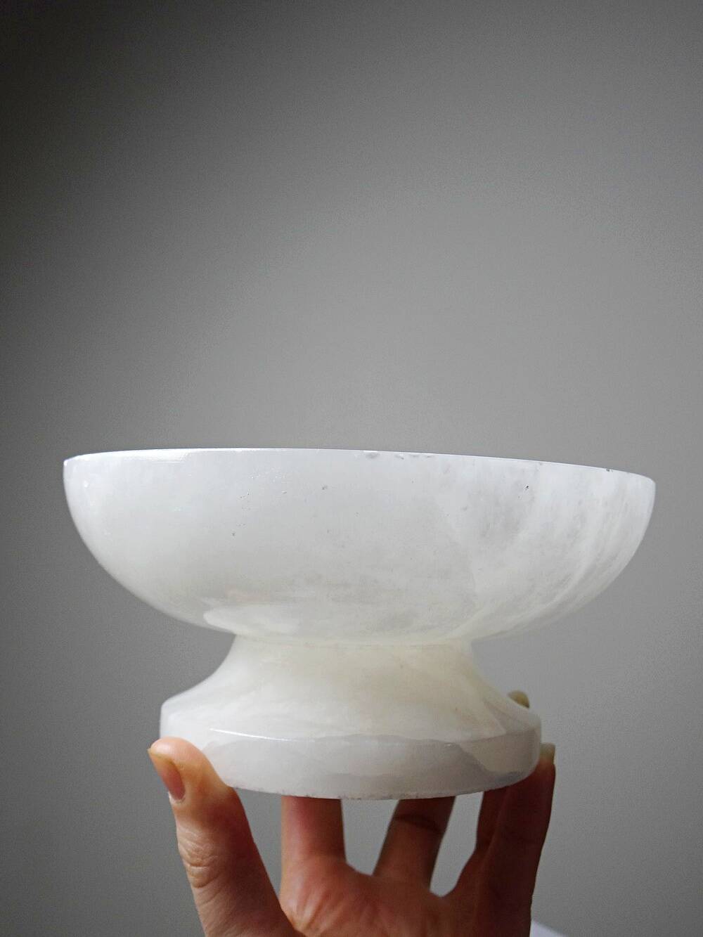 Vintage alabaster white bowl or catchall, Italy 1960s-70s.