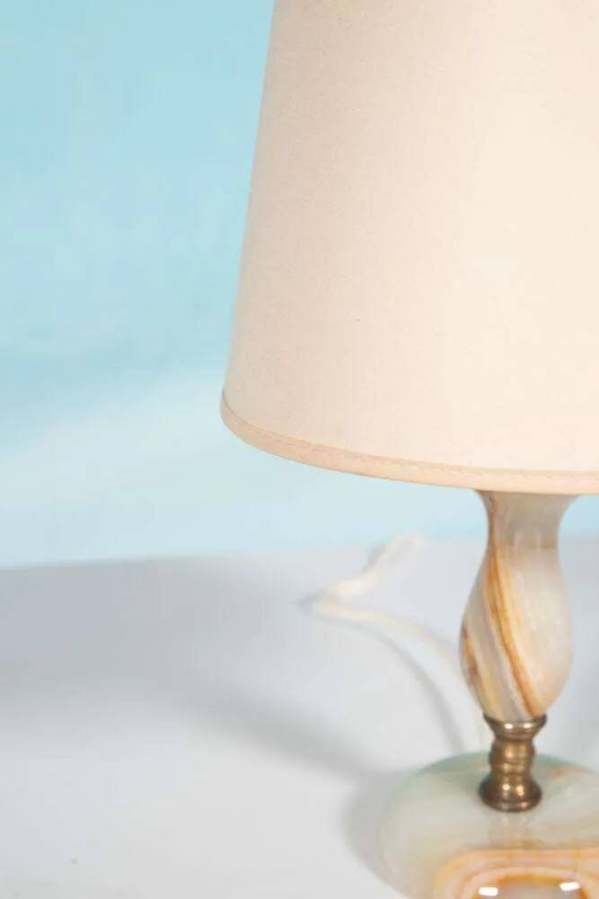 Bohemian table lamp from the 60s/70s, onyx and brass regency.
