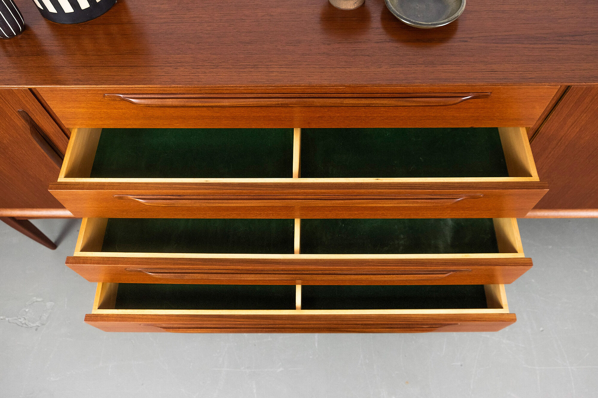 Sideboard in teak with drawers and 3 doors, 1960s