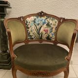 Paire de fauteuils en bois sculpté, XXème s.
