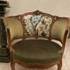 Paire de fauteuils en bois sculpté, XXème s.