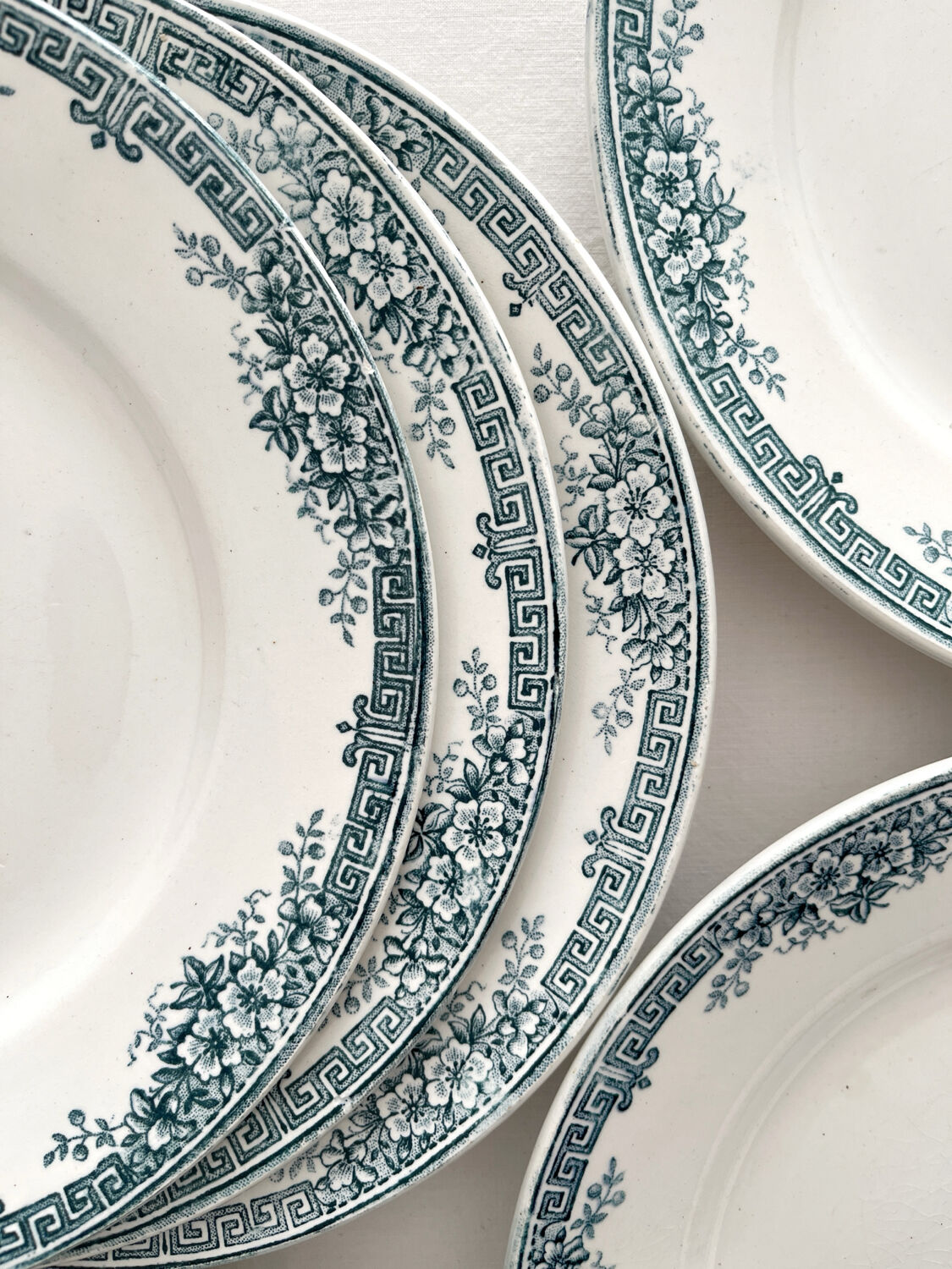 6 antique ironstone dinner plates "Lucy" Saint Amand