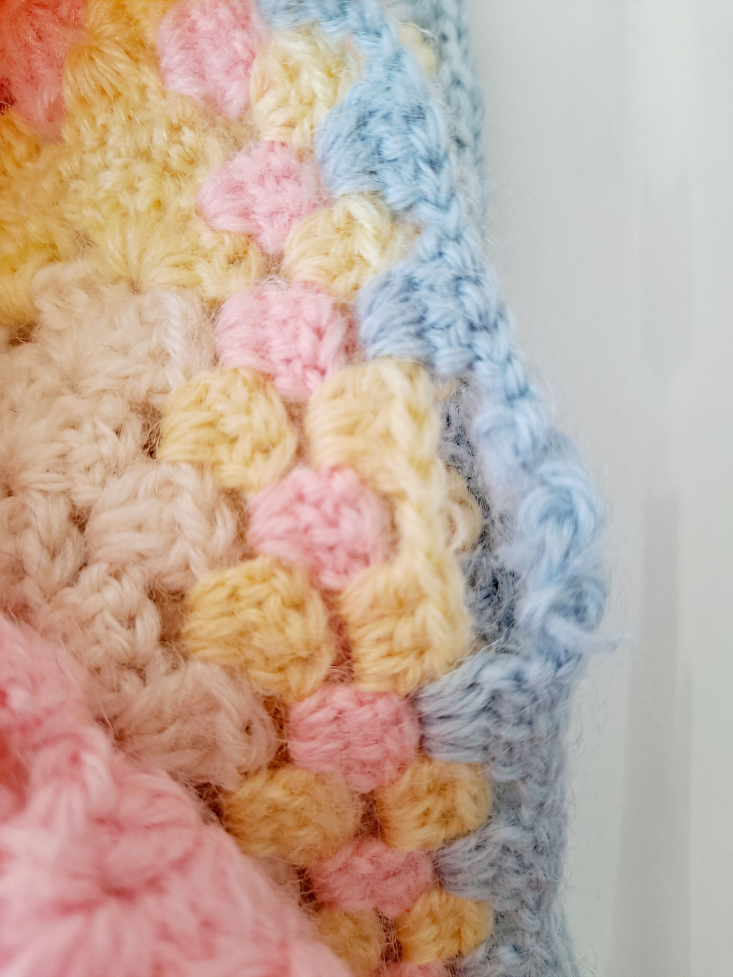 Crocheted baby plaid cover