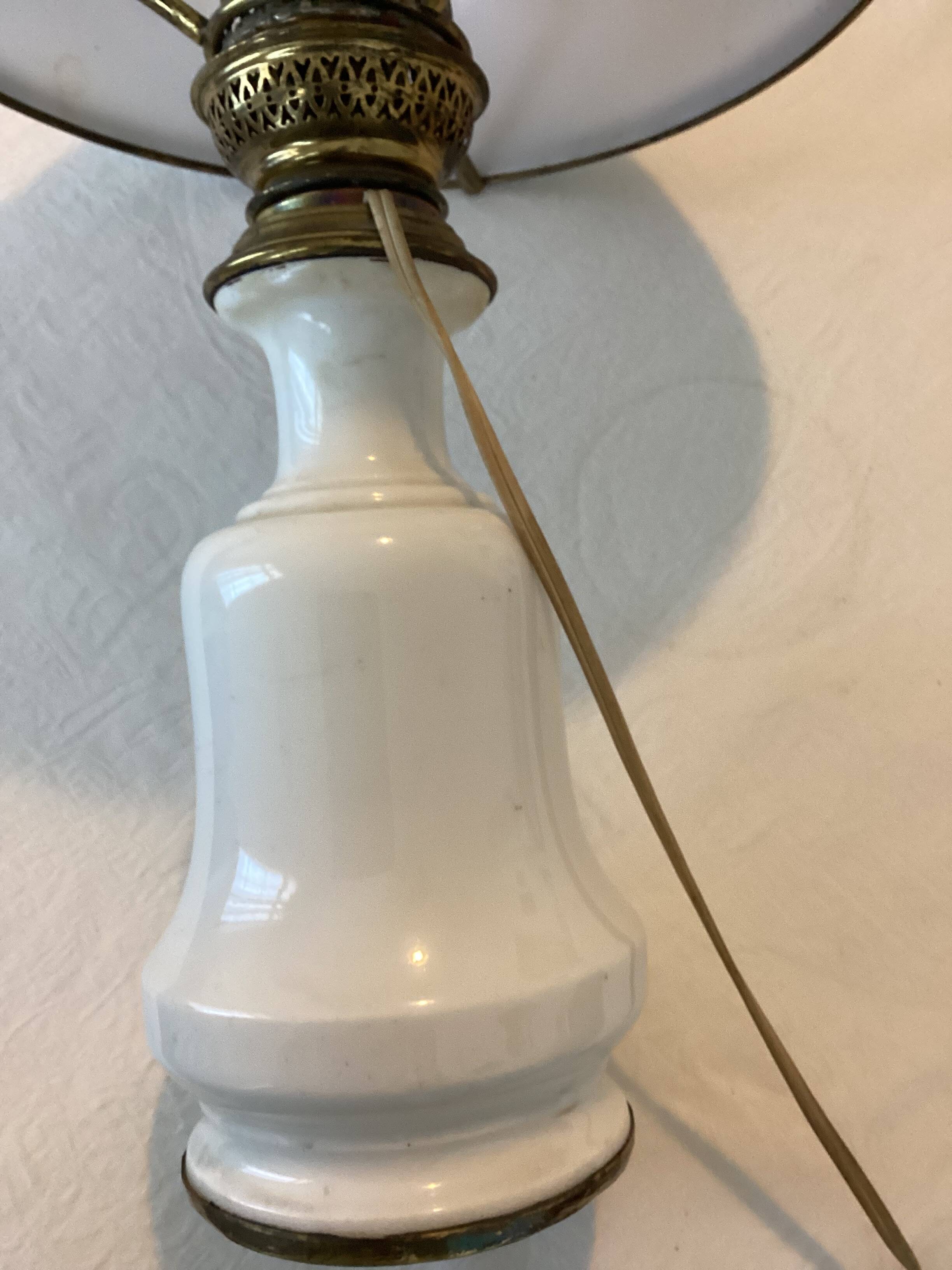 White opaline oil lamp mounted