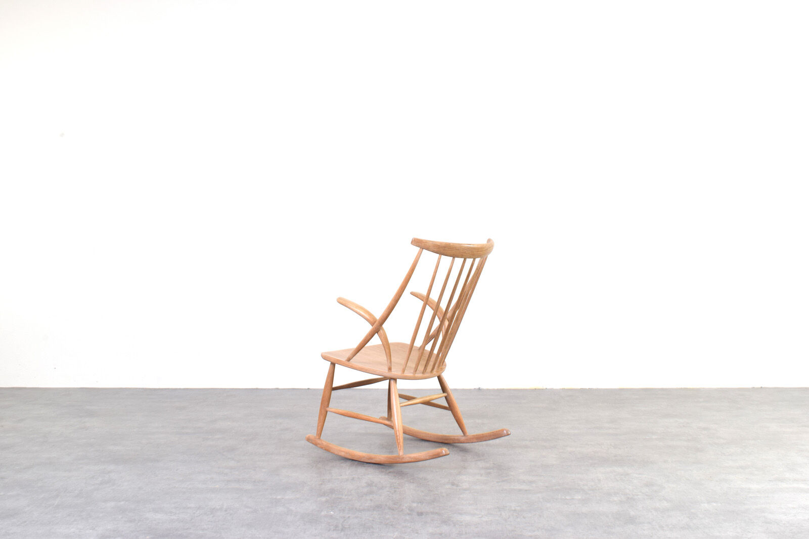 Mid-Century Oak Rocking Chair by Illum Wikkelsø for Niels Eilersen, 1950s.
