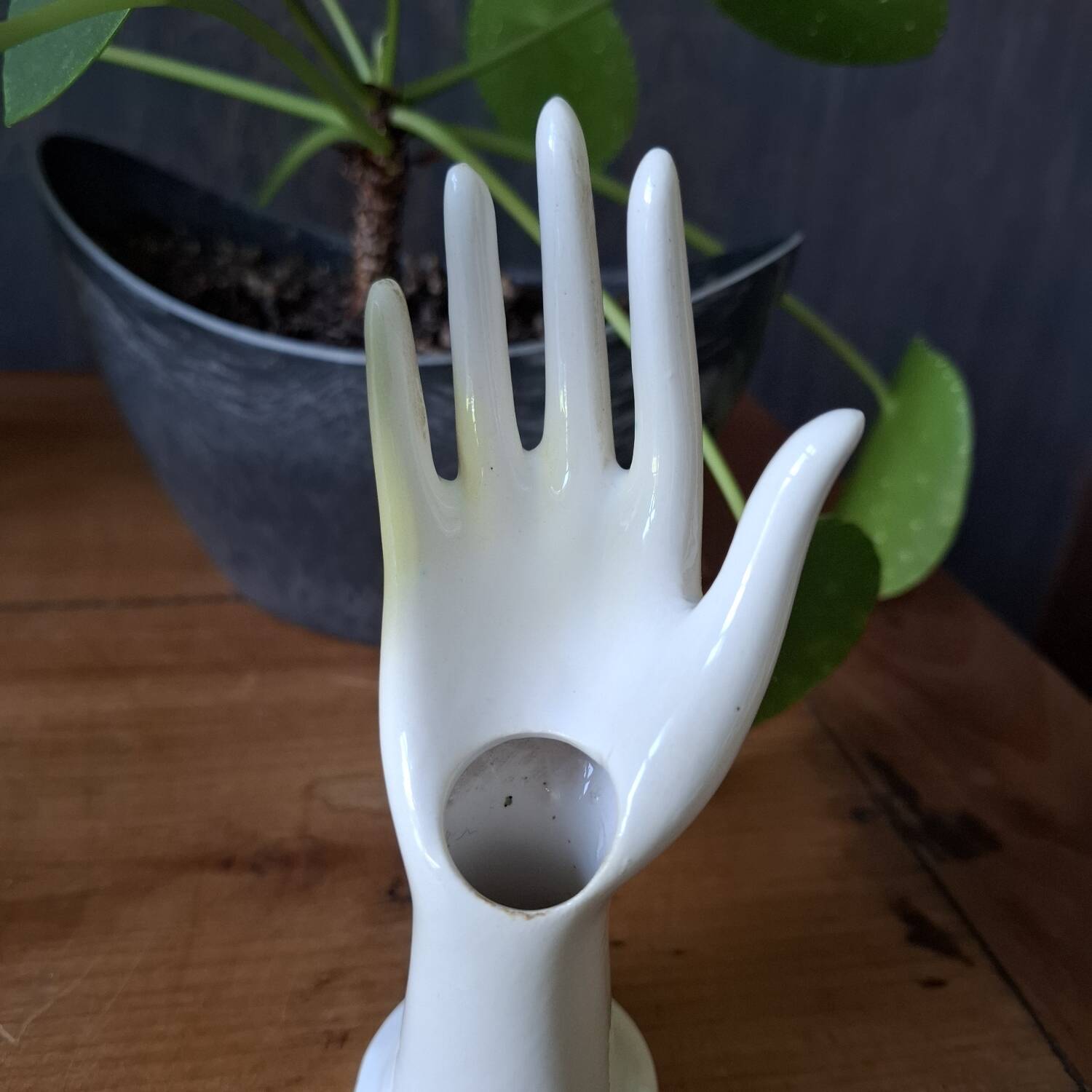 Handmade single-flower vase in white earthenware from the 70s