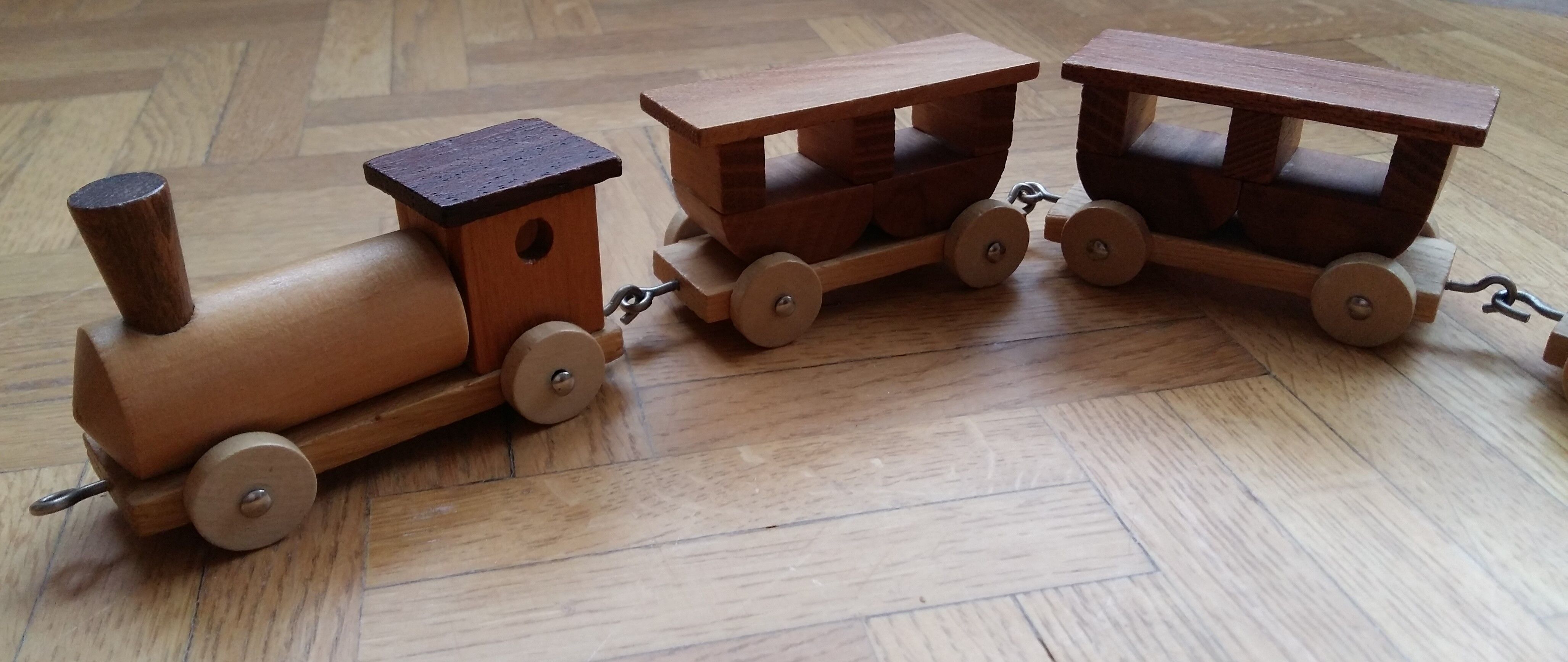 Miniature holzkuns loquai wooden train set