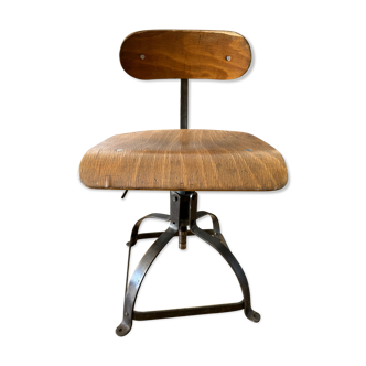 Industrial chair for children