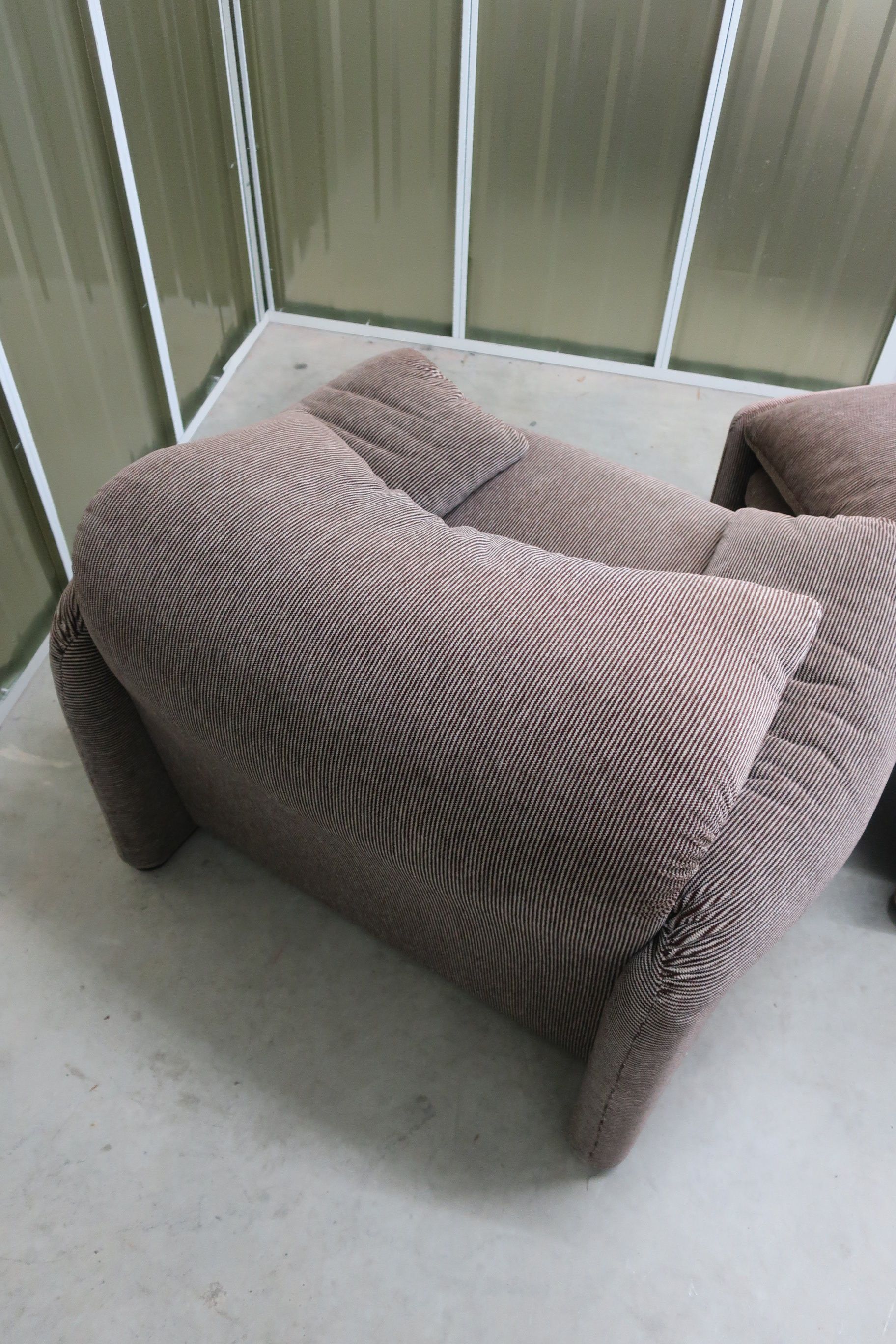 Vintage Maralunga chair and footrest by Vico Magistretti for Cassina