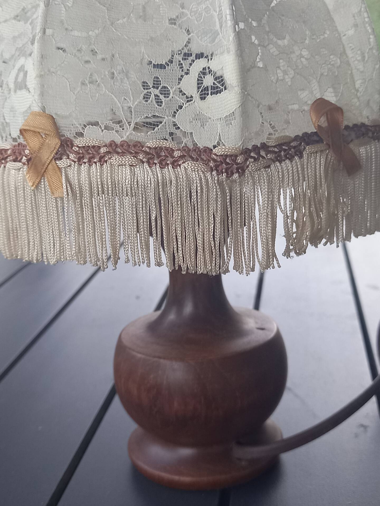 Table lamp