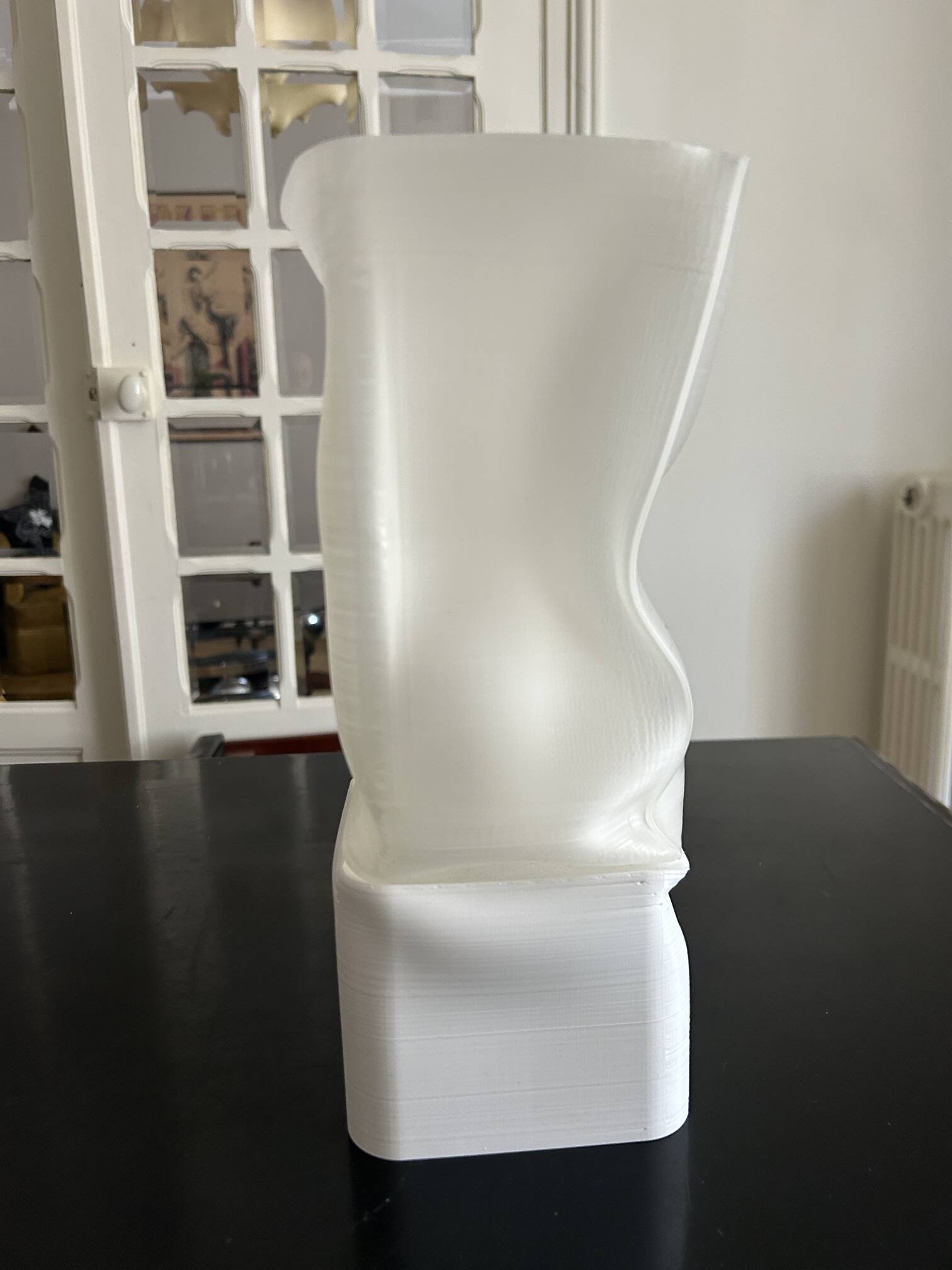 lampe vintage en plastique thermodeformée