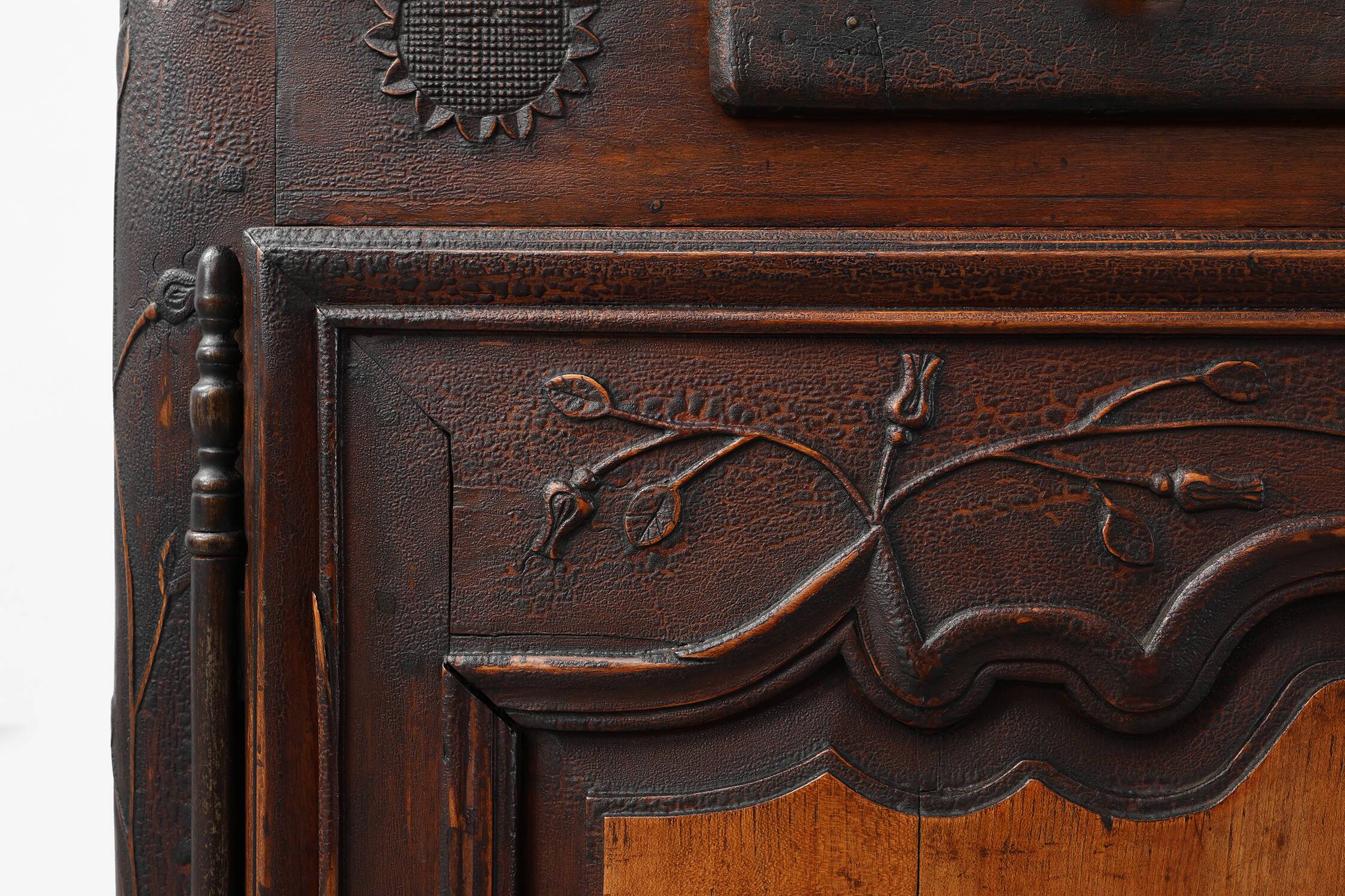 Rare French provincial carved cabinet or buffet with great patina, dated 18