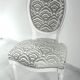 Chaise médaillon de style Louis XVI restaurée
