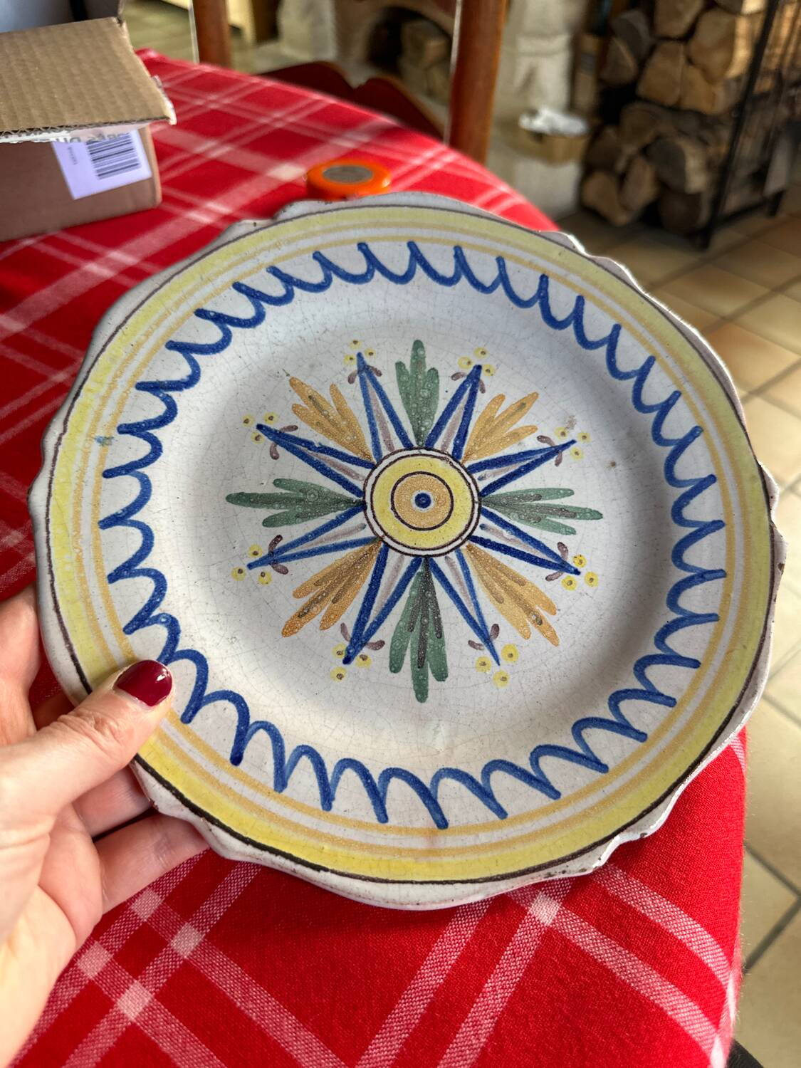 Nevers plate 18th century