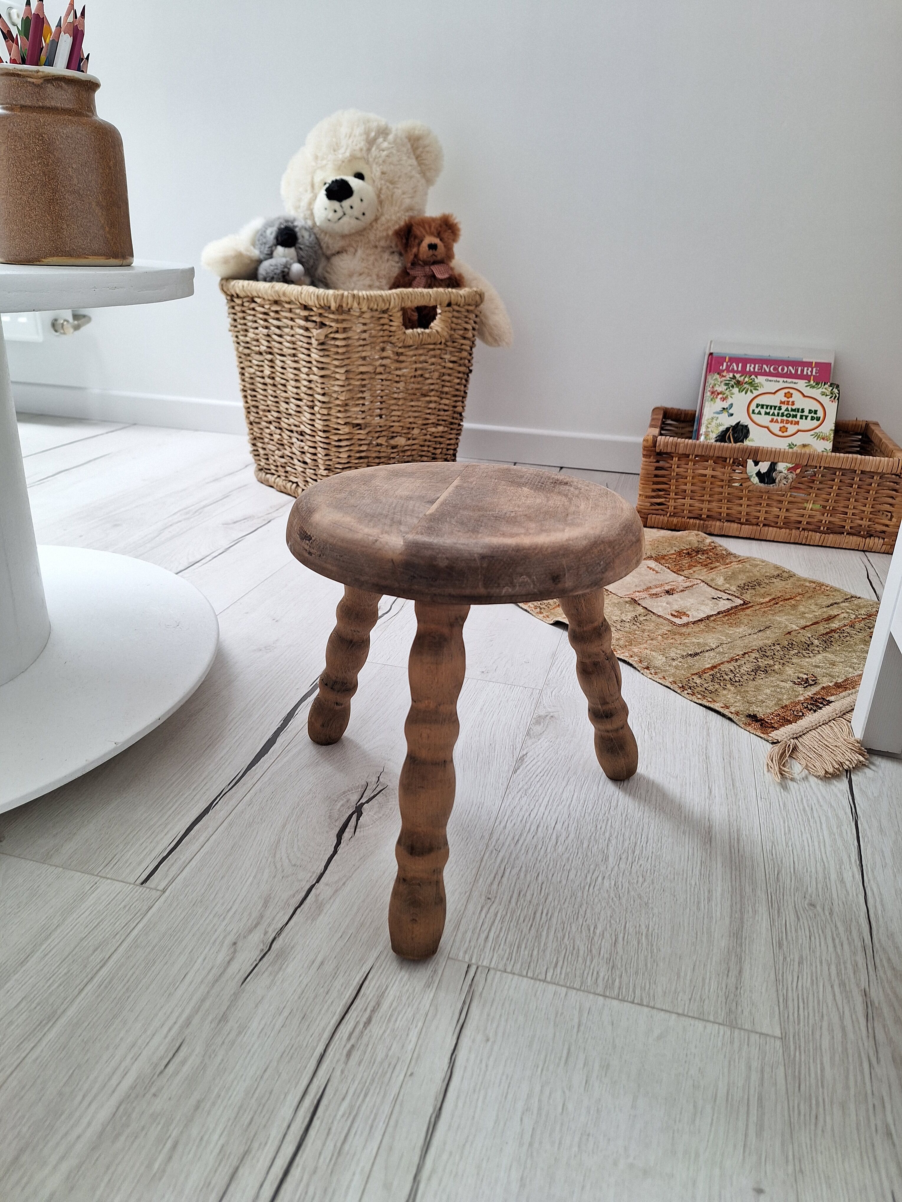 Vintage tripod stool