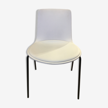 Lottus chair from Enea