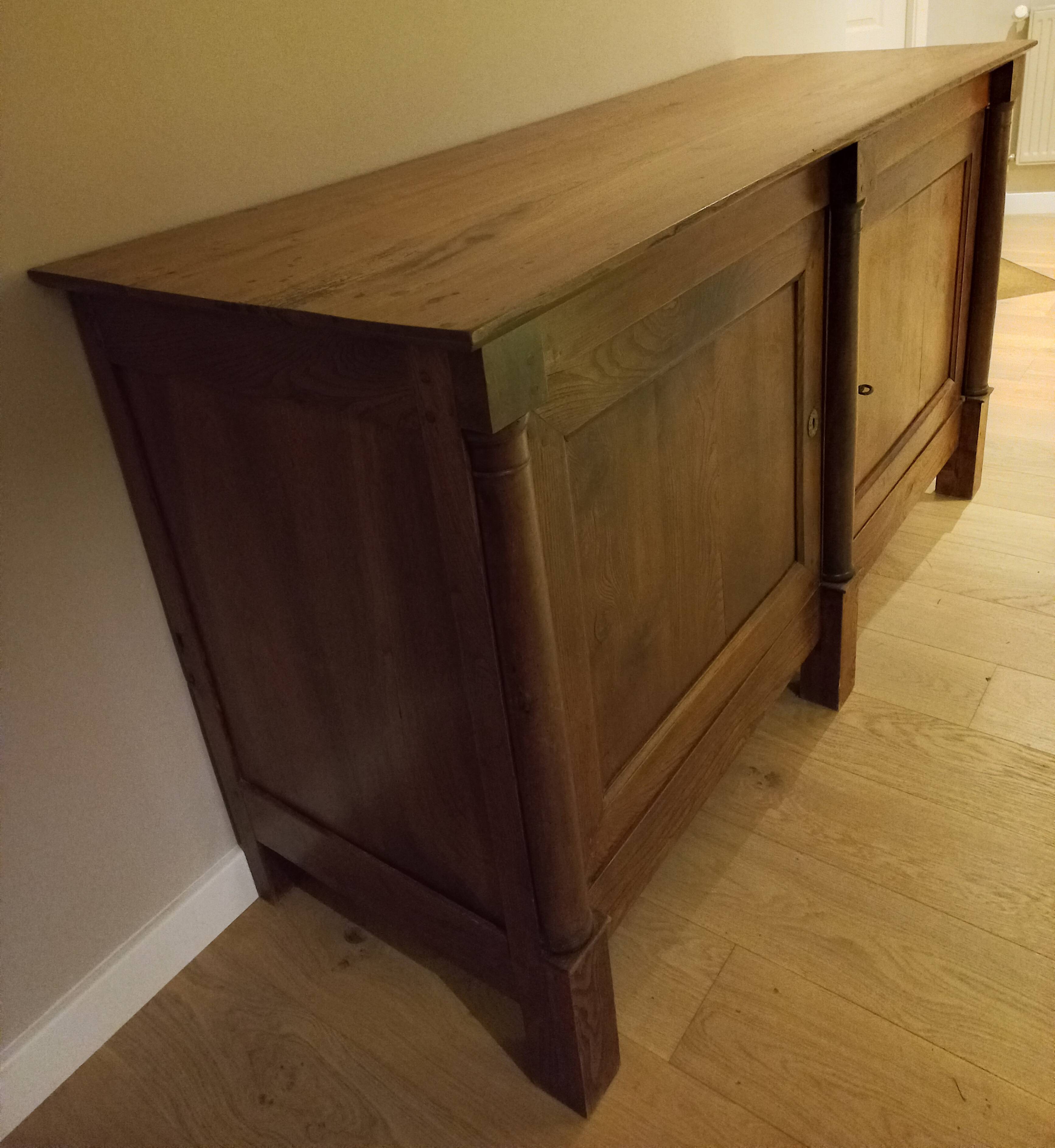 Very Empire half-column XIX century low sideboard