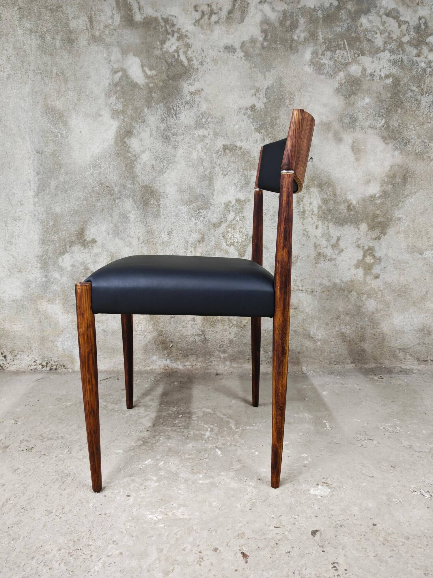 Paire de chaises salle à manger MCM palissandre cuir Danemark 1960