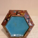 Partitioned Asian vase with Persian decoration. Vintage.