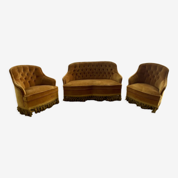 Sofa and 2 toad armchairs