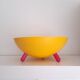 Plat tripode postmoderne Ola wihlborg pour ikea