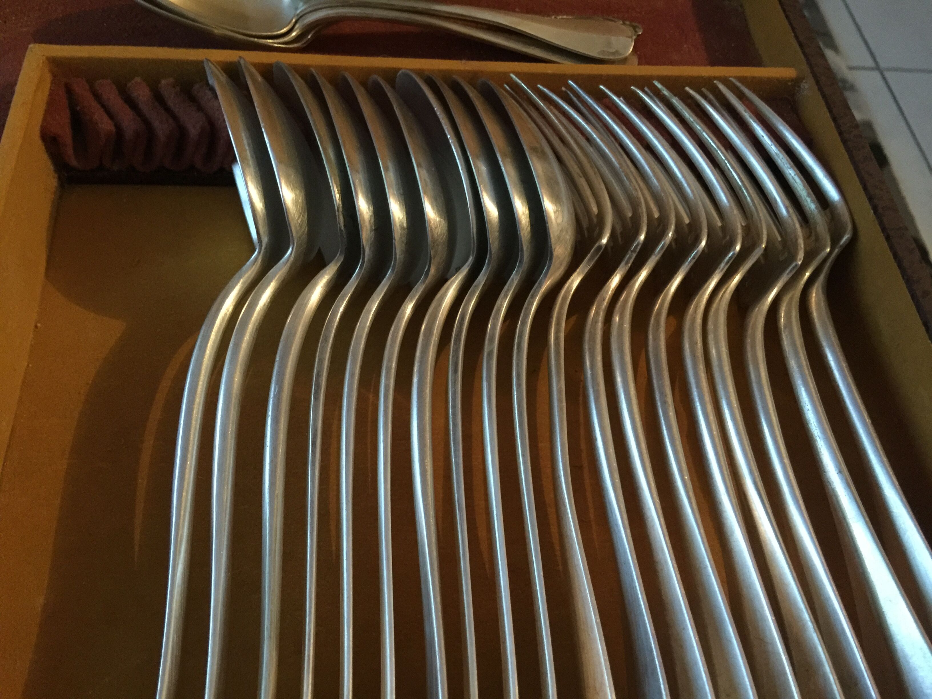 Silver metal cutlery