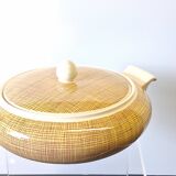 Very beautiful old soup tureen from Villeroy & Boch in very good condition.