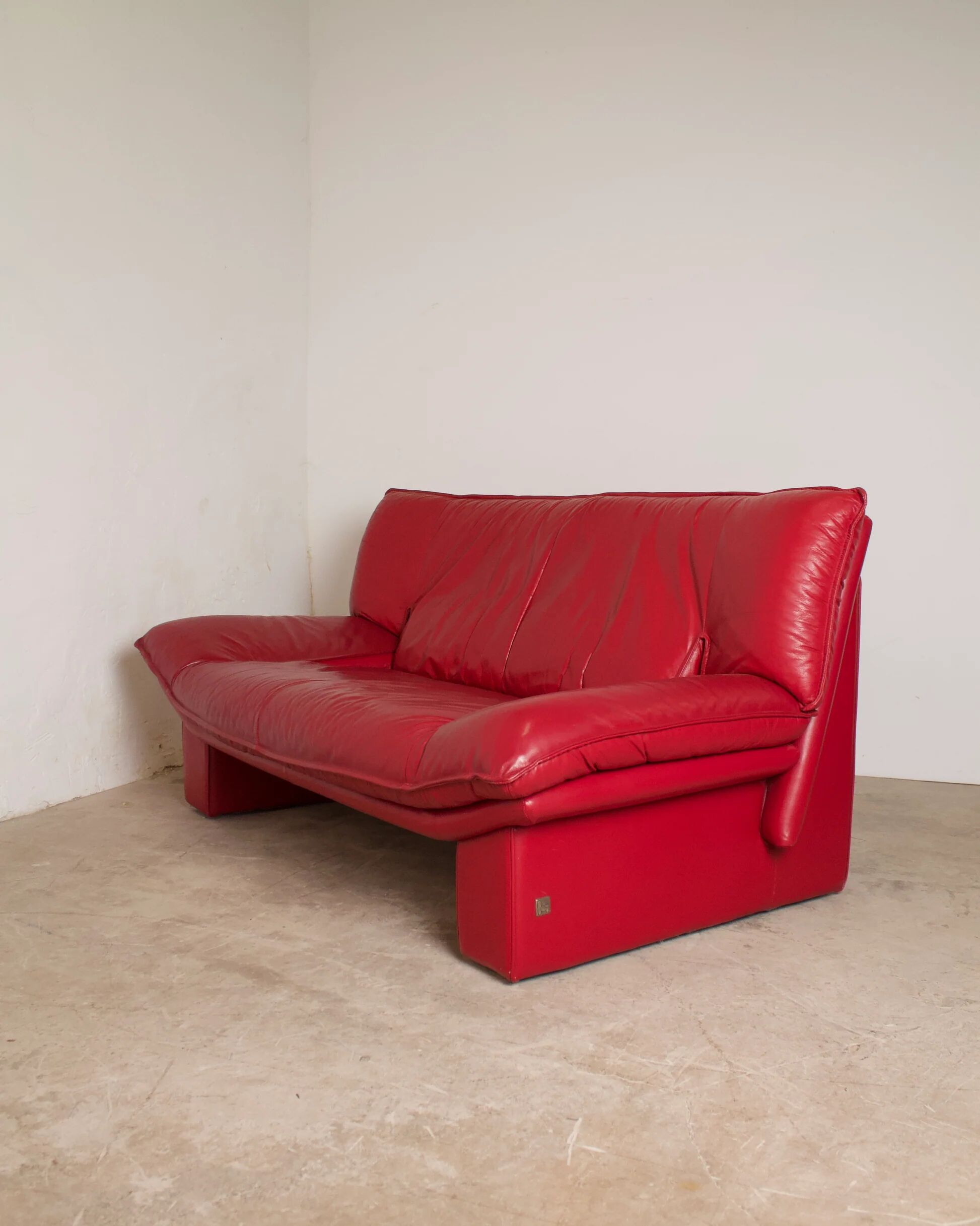 Canapé vintage modèle Ambassador, Nicoletti Salotti, Italie, 1980