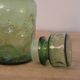 Carafe vintage en verre vert texturé avec bouchon assorti – H25 cm