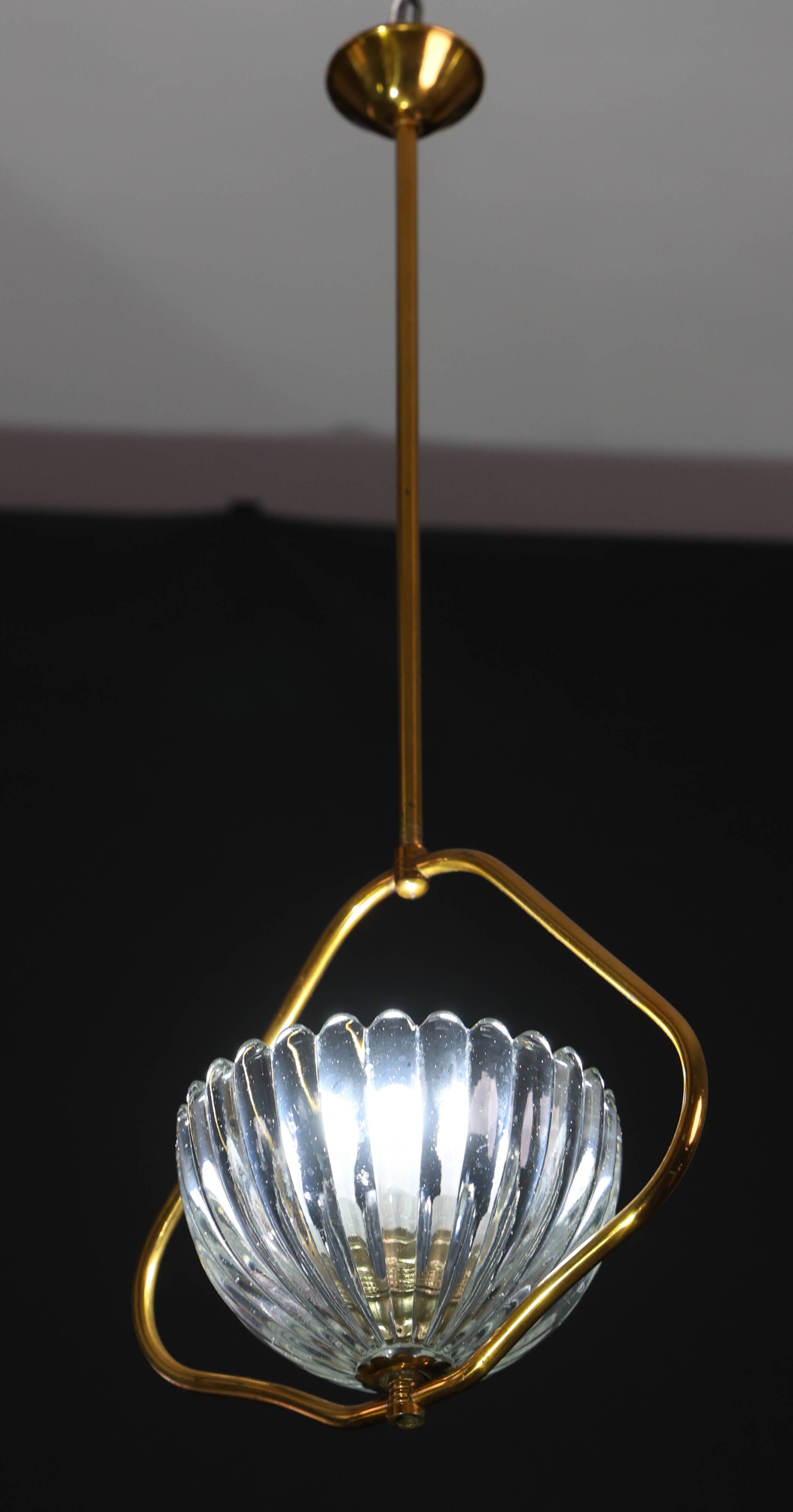 Art Decò Barovier e Toso Murano Glass and Brass Pendant Light, 1950