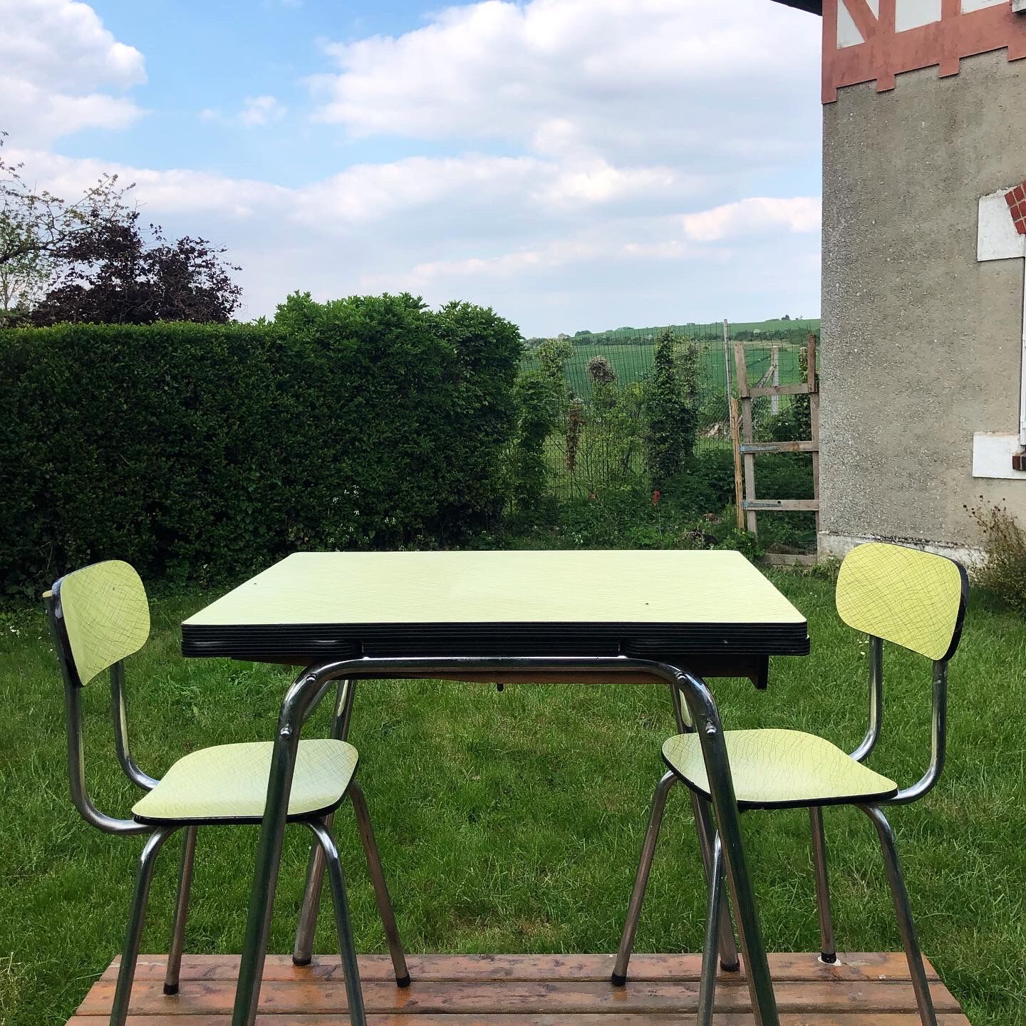 Yellow Formica table and chairs