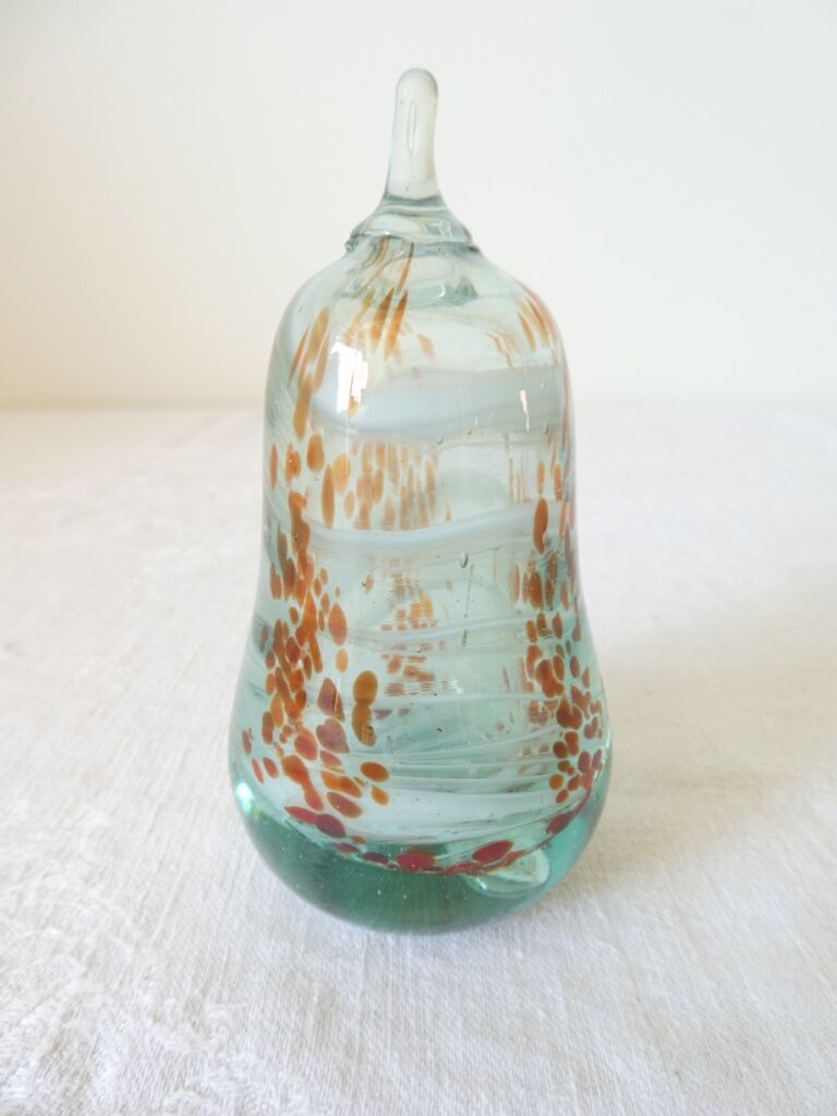 Sulphide / glass pear paperweight Mdina Islands of Malta